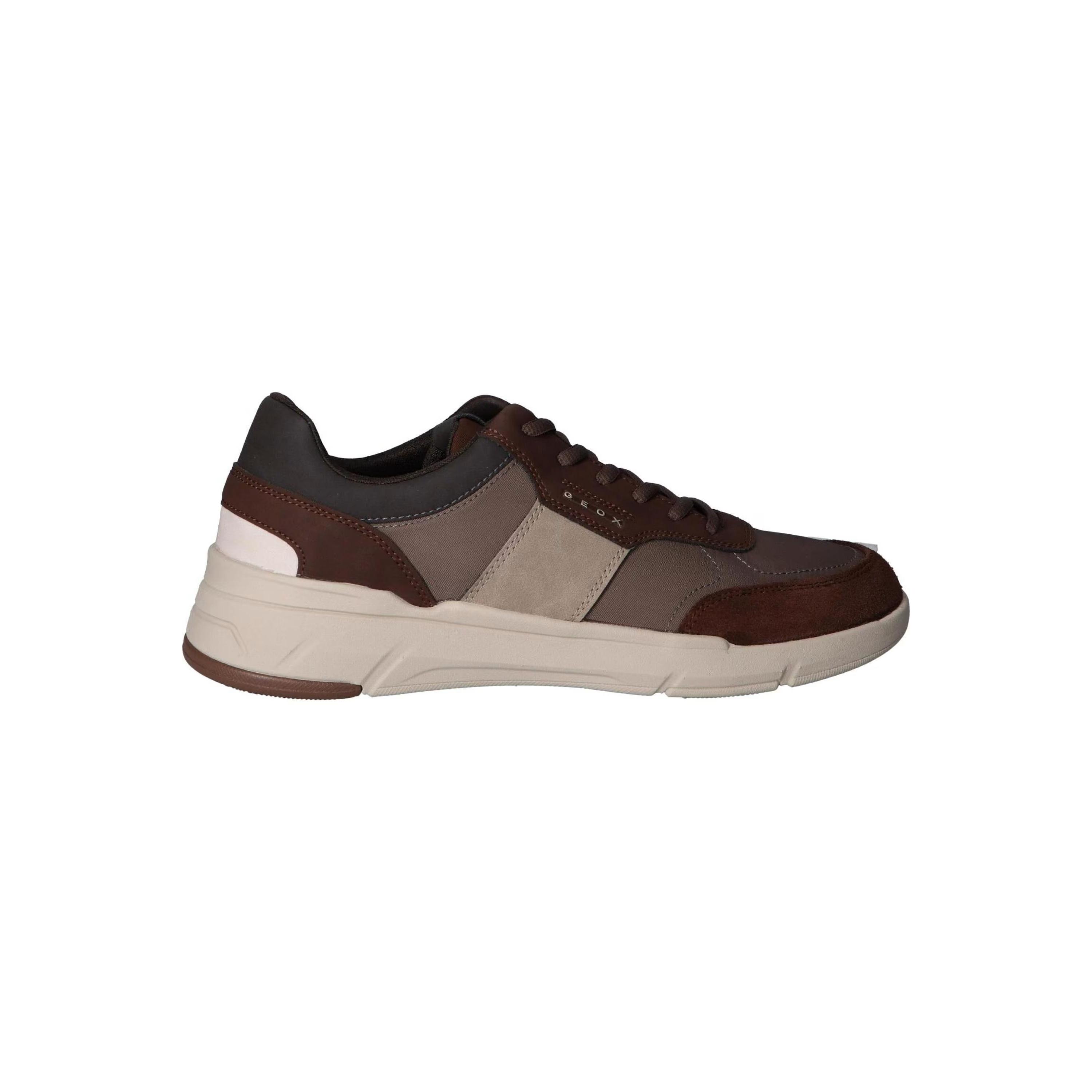 Zapatillas casual para hombre Geox en color gris