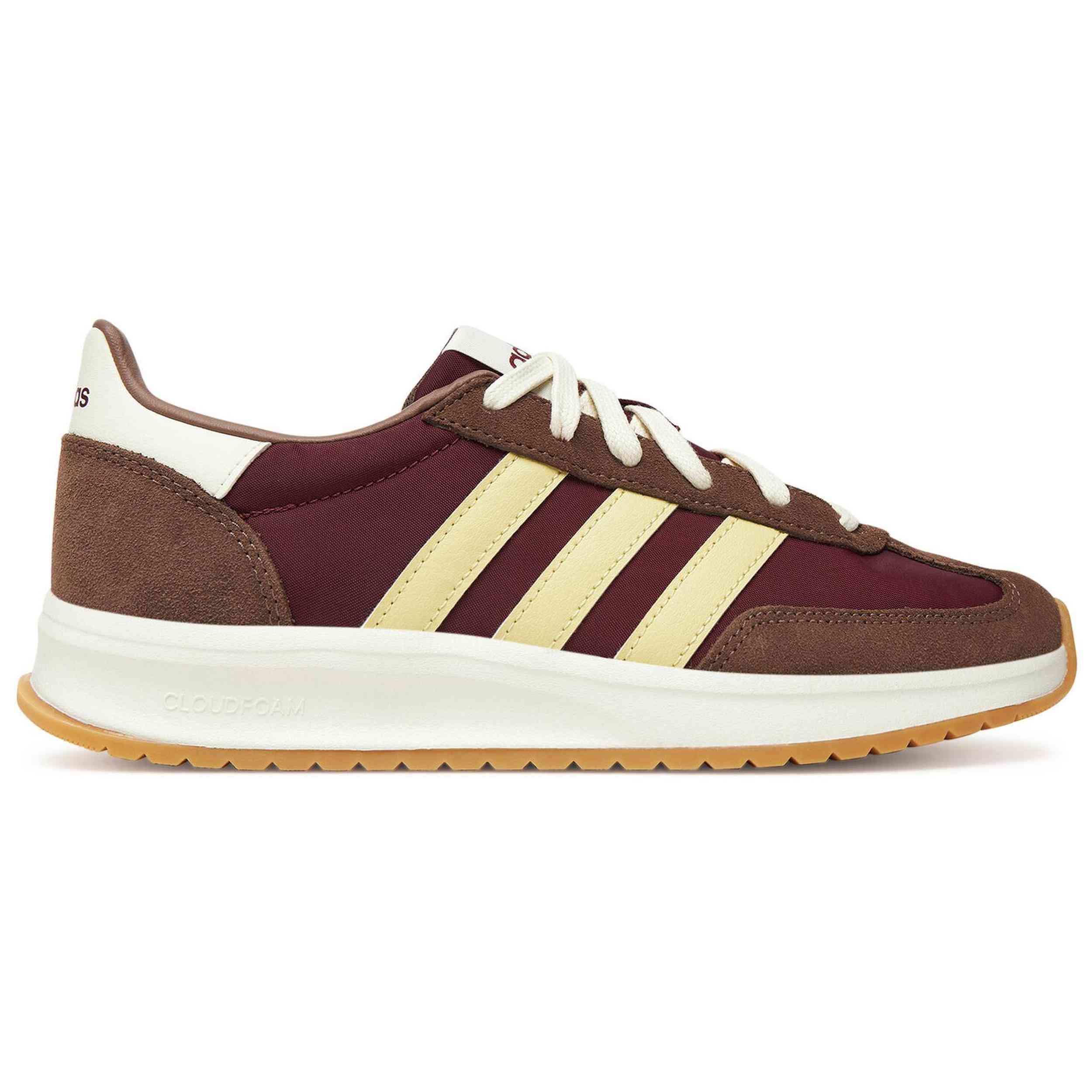 Nan Adidas en color Marrón