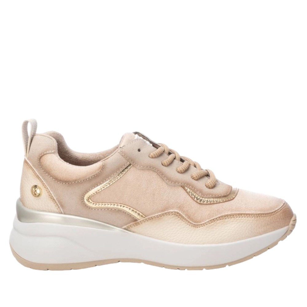 Zapatillas Xti en color Beige