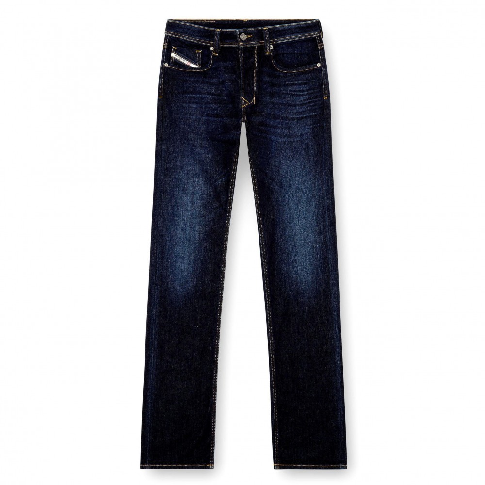 Pantalón Vaquero 1985 Larkee, Marca Diesel, Color Denim, Variedad de Tallas, Para hombre