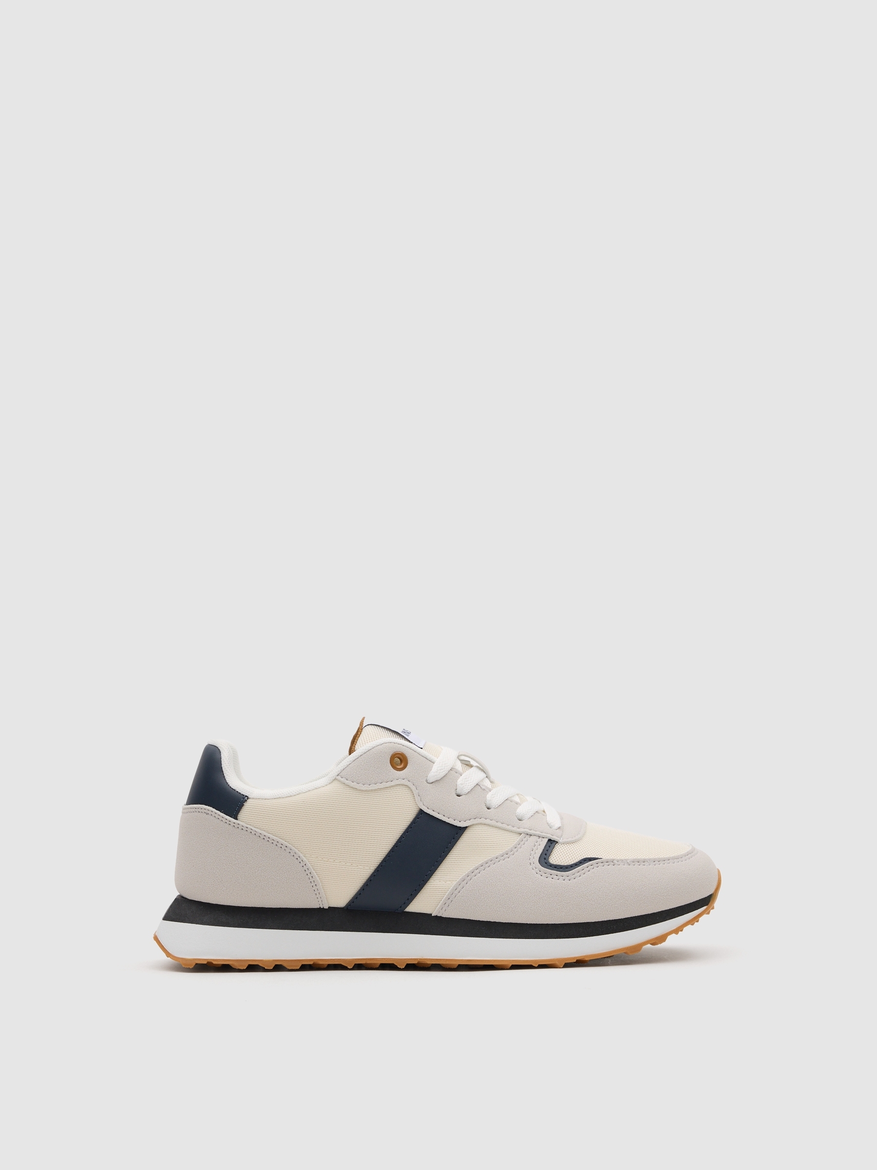 Deportivas de nylon y suela de goma, perfectas para deporte y uso diario INSIDE