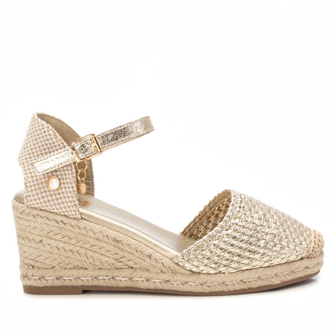 Xti - Sandalias con Cuña Mujer - Calzado Cómodo y Versátil - Moda casual - Modelo  14384304