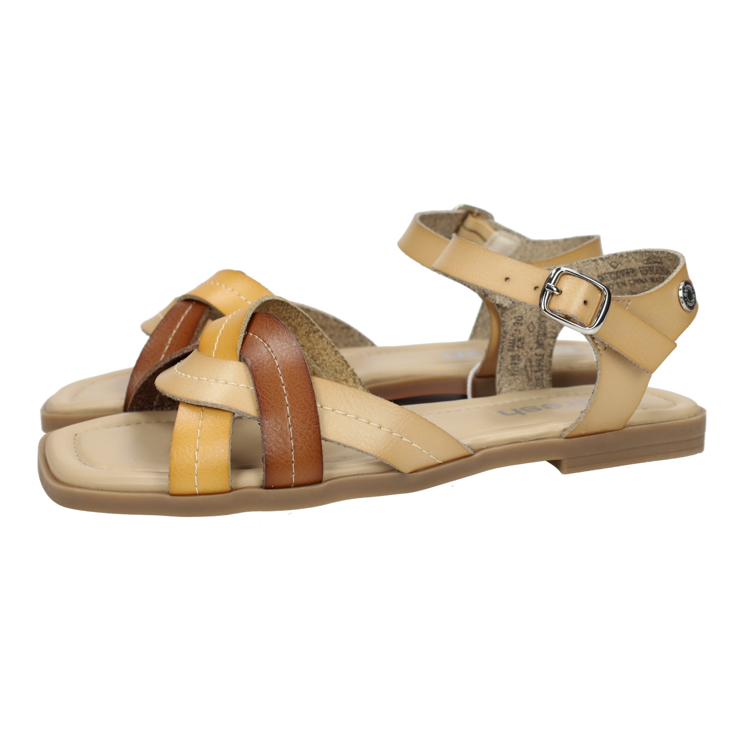Sandalias marca REFRESH para mujer en color beige. Sandalias planas para mujer, sandalias de verano, ligeras y cómodas, planta suave