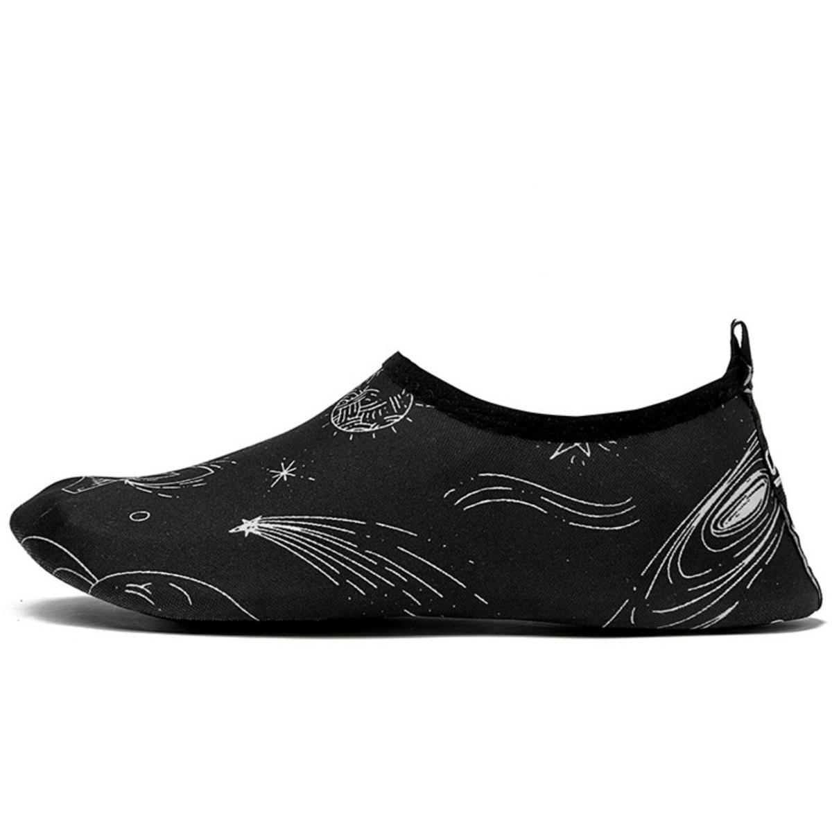 Om Home Calzado acuático para hombre y mujer - calcetines de natación de secado rápido - zapatos para piscina - zapatos de playa - calzado para fitness en interiores - calzado para yoga - calzado antideslizante silencioso - apto para nadar al aire libre e