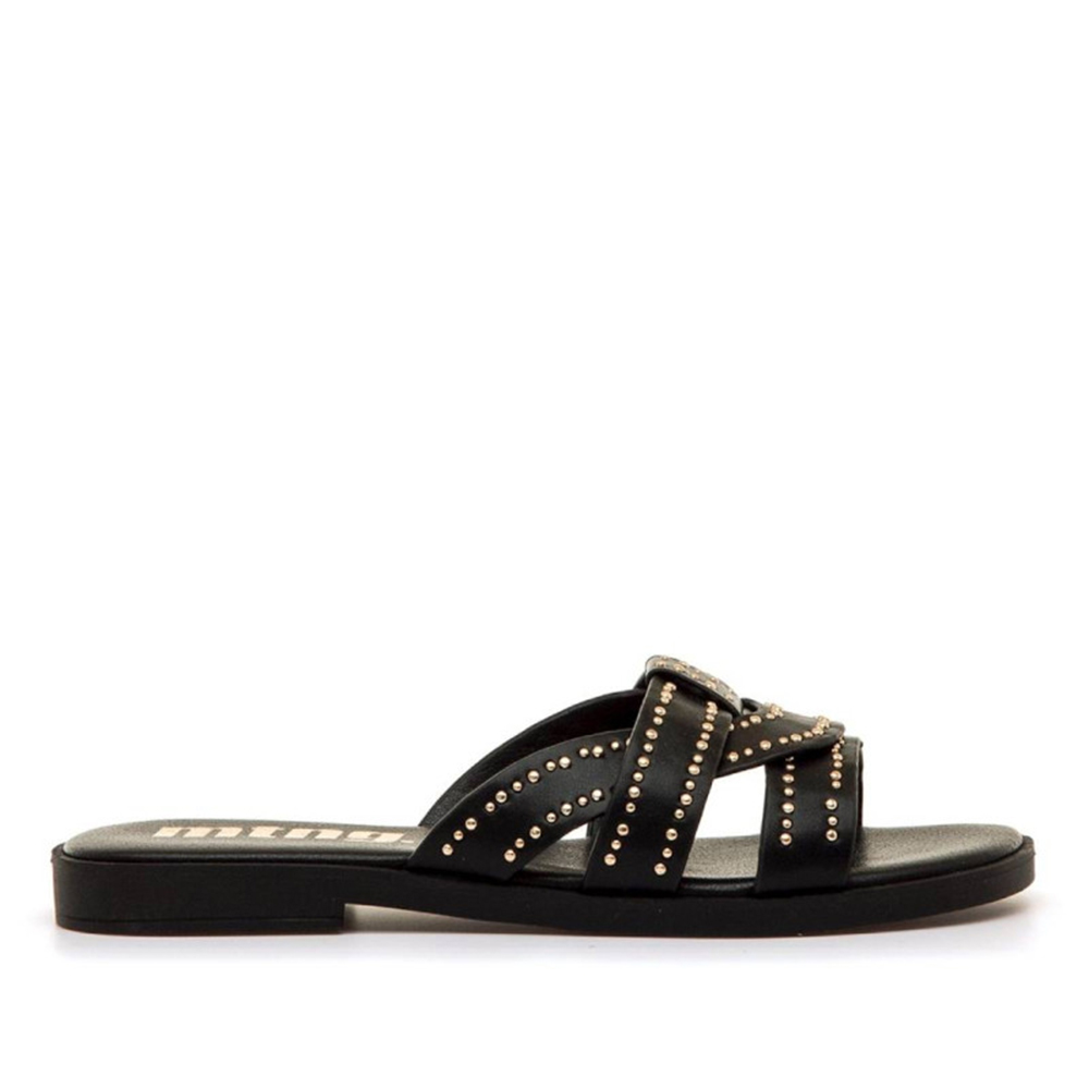 Sandalias Mustang 55560 en color Negro