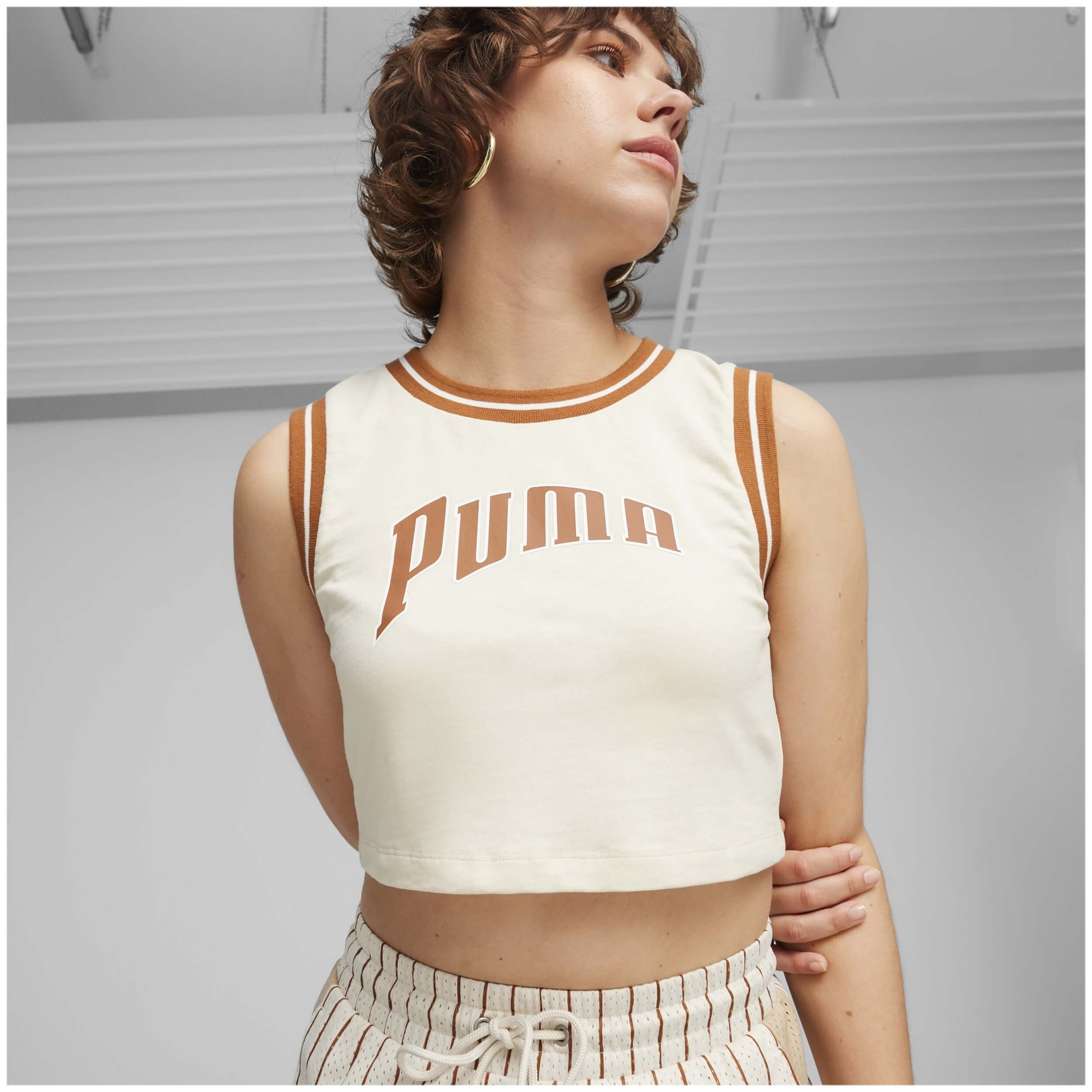 Tops Puma para Mujer en color Beige