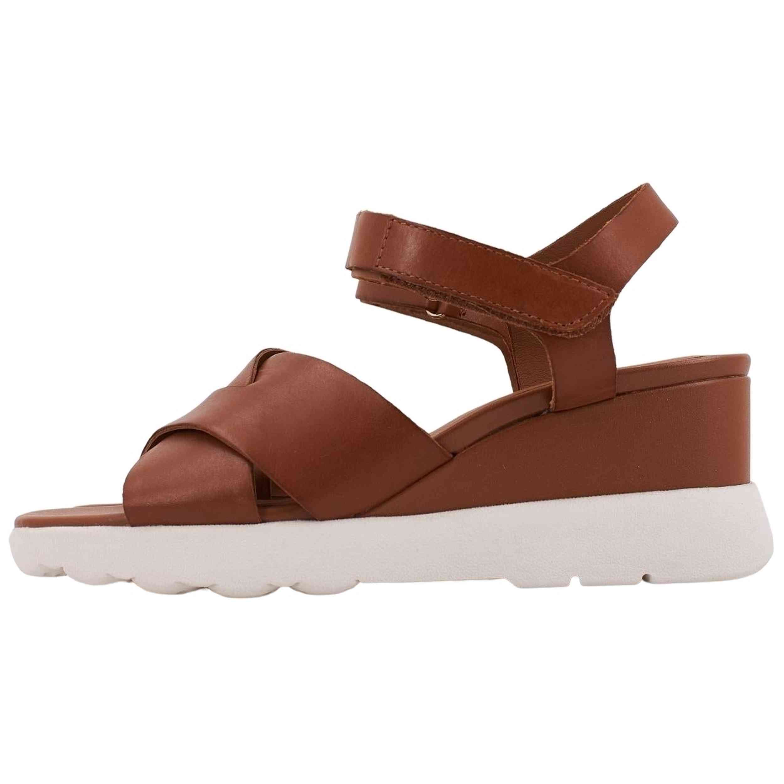 Sandalias Geox modelo 312-782199-C6001-COGNAC para Mujer en color Marron