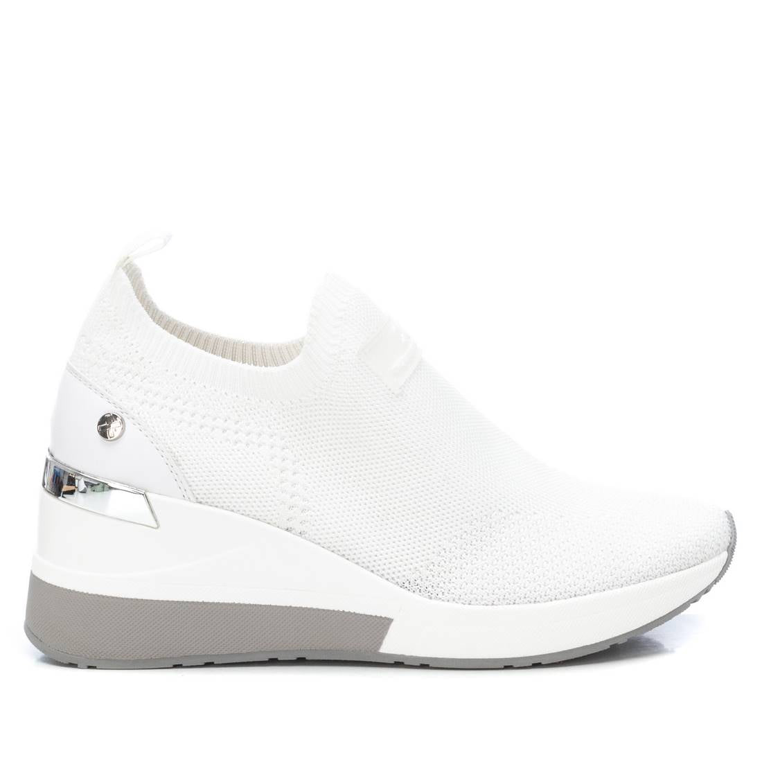 Xti - Zapatilla Mujer - Calzado Cómodo y Versátil - Moda casual - Modelo  14241802