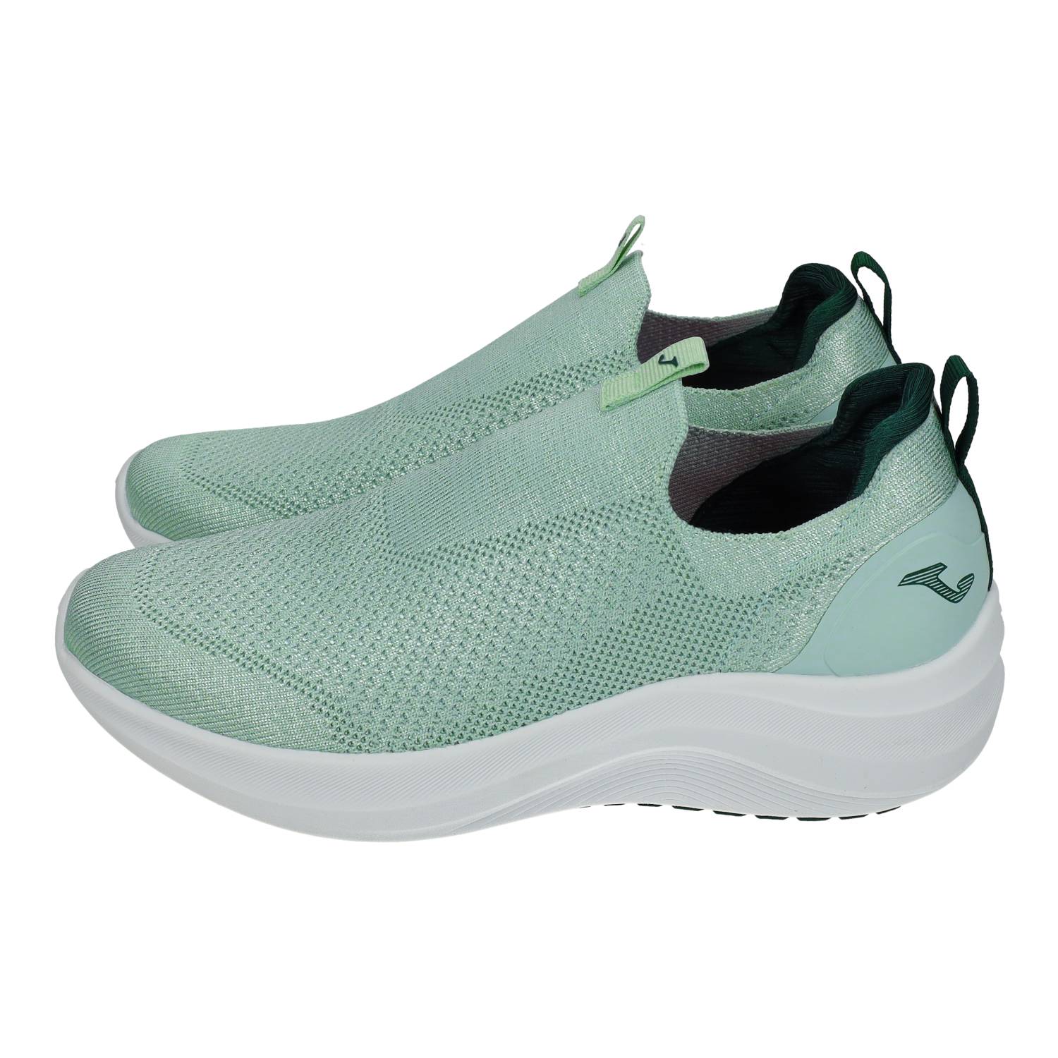 Deportivos marca JOMA para mujer en color verde. Deportivas Joma verdes sin cordones para mujer con suela gruesa y tejido transpirable