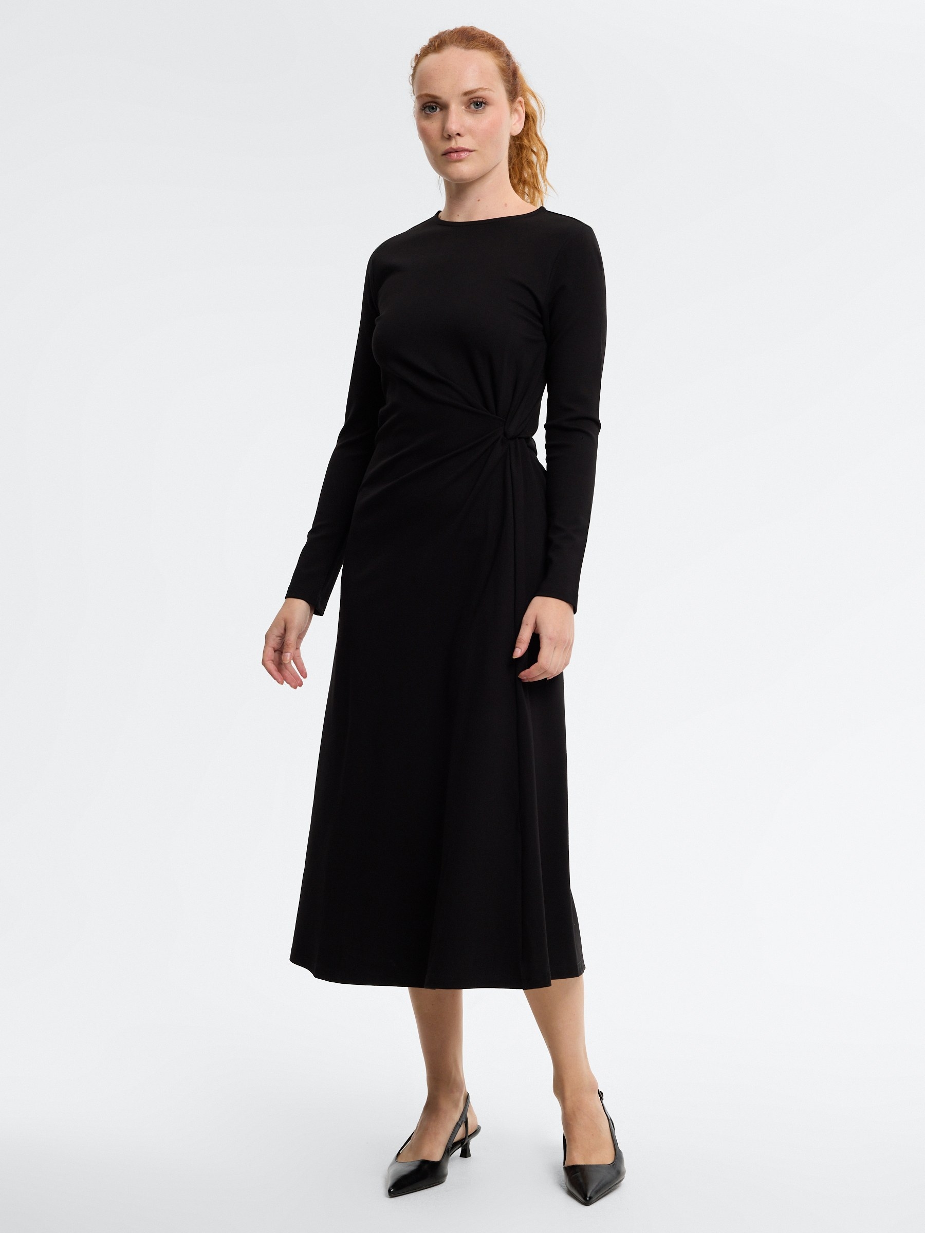 Vestido midi de punto liso, ajustado y sin mangas, con fruncido lateral y cierre de cremallera INSIDE