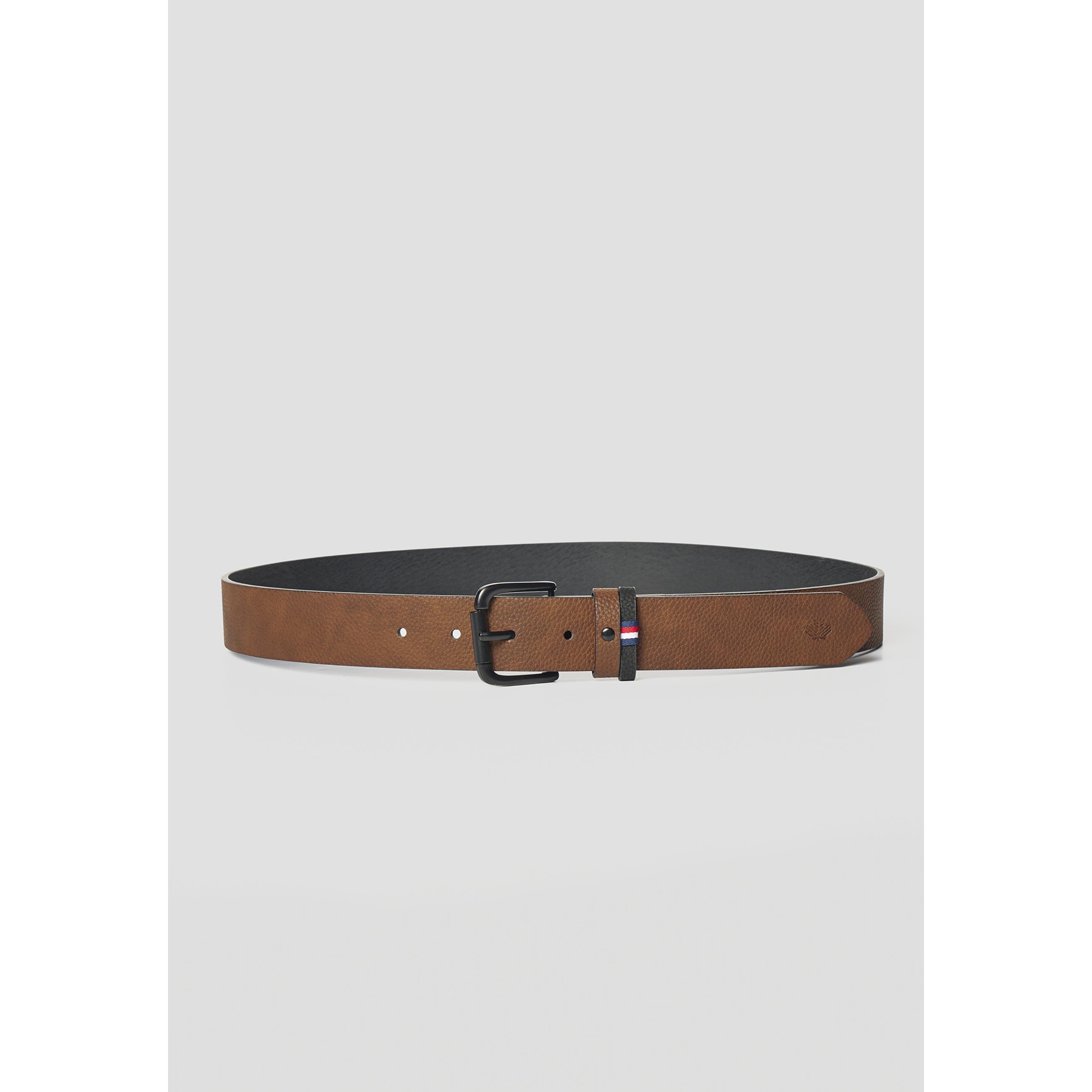 Koroshi - Cinturón para hombre de polipiel texturizada con hebilla cuadrada negra mate y trabilla tricolor, disponible en negro y marrón