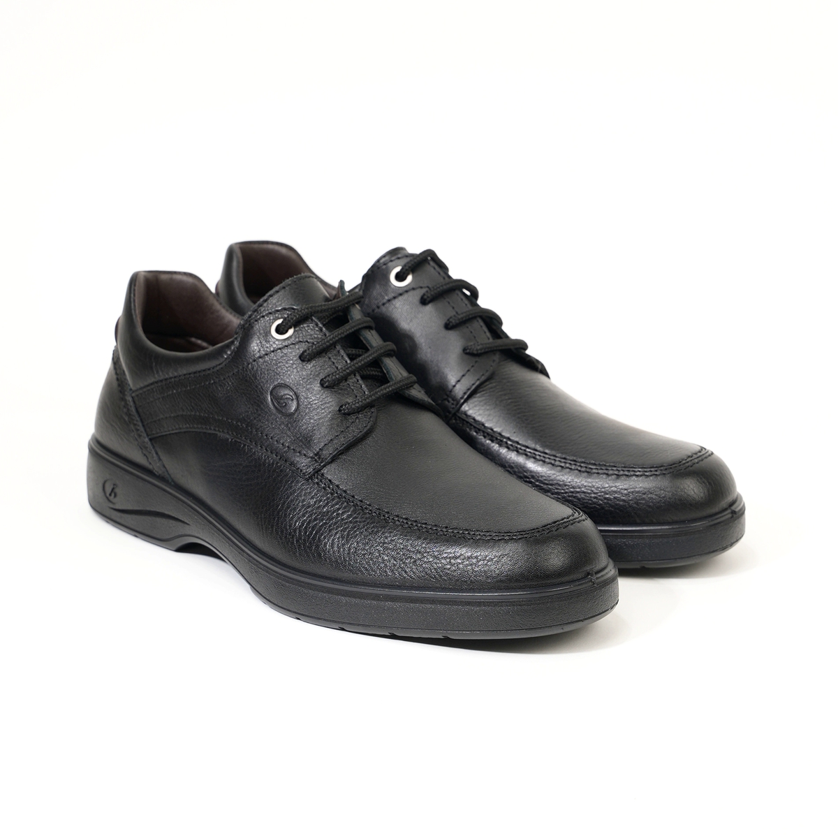 Zapatos Luisetti modelo 37702T en color Negro