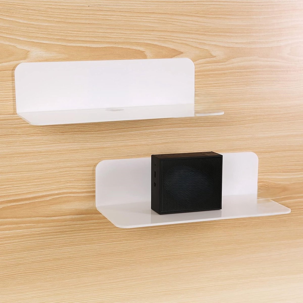 Juego de 2 estantes flotantes blancos para pared: amplía fácilmente el espacio de la pared. Estante pequeño de acrílico para dormitorio, baño, cocina, sala de estar, oficina o sala de juegos, con clips para cables.