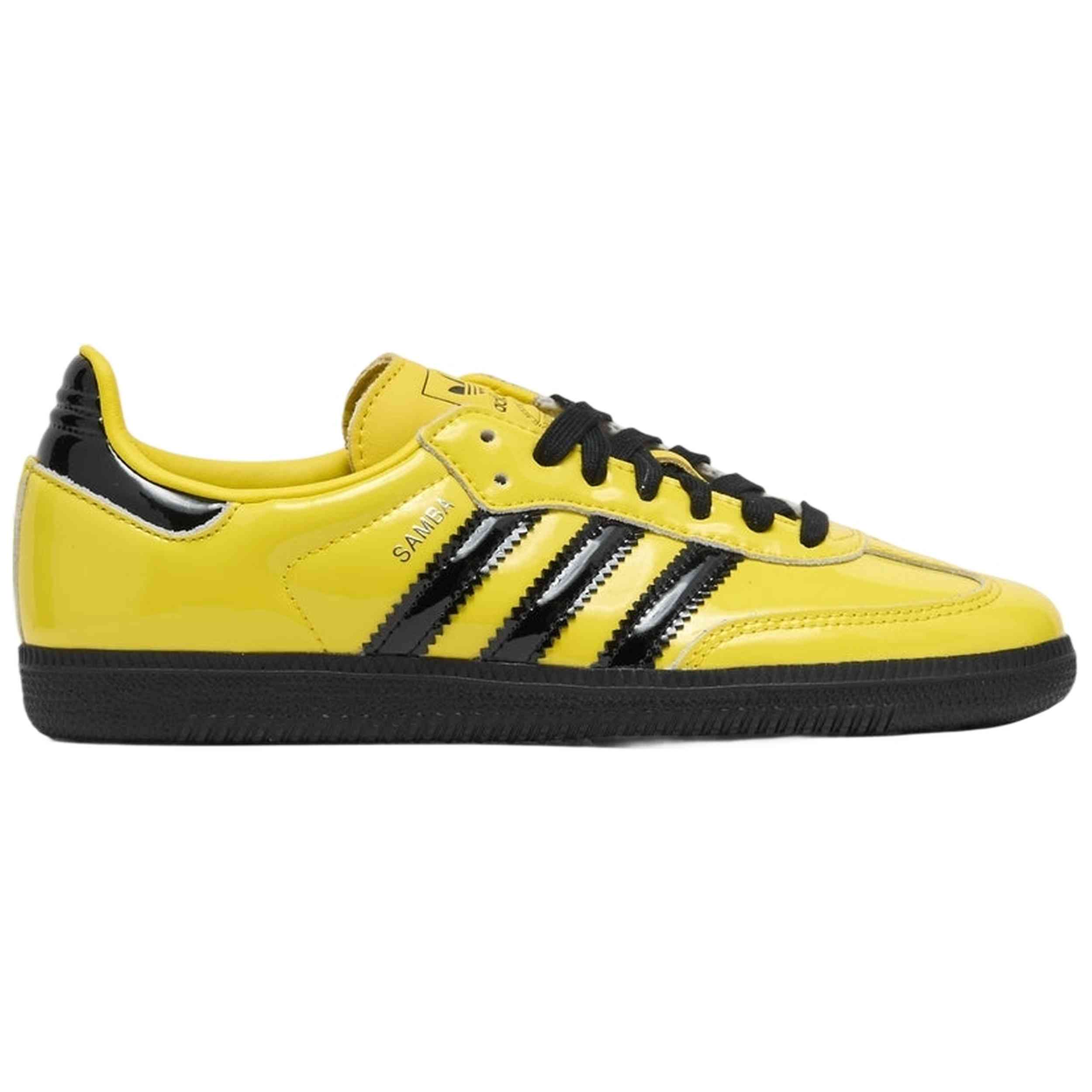 Zapatillas Adidas modelo JR8749 para hombre y mujer en color Amarillo
