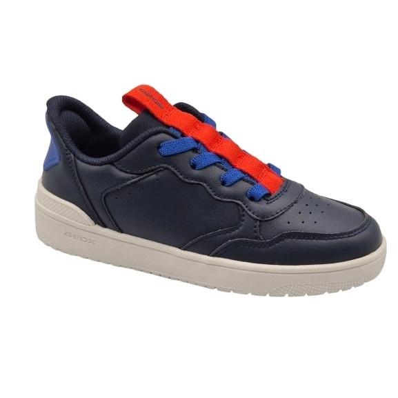 Zapatillas Para Niños, Calza Facil, Marca Geox, En Conor Negro, Azul Marino O Blanco. Geox