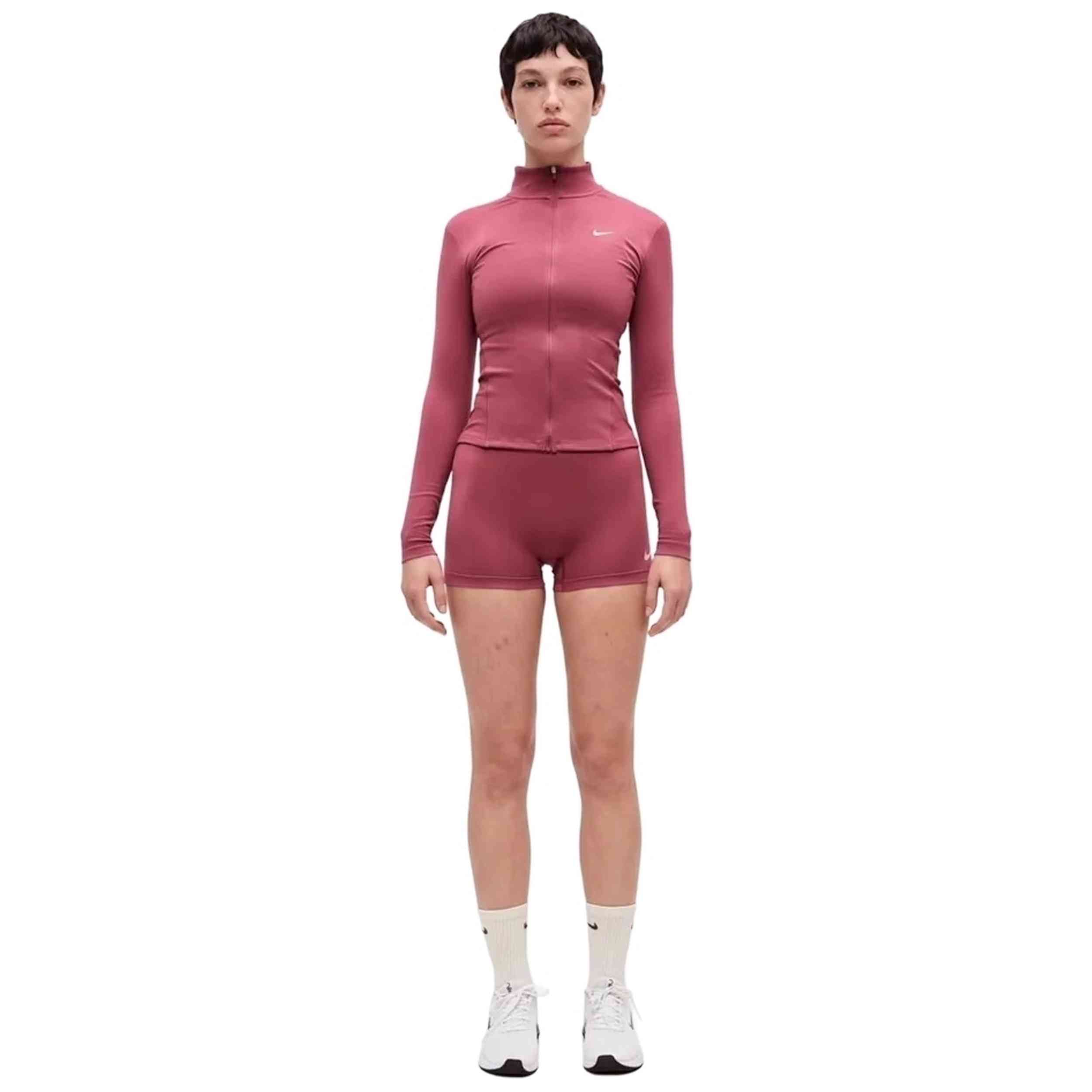 Chaqueta Nike One Fitted Nike en color Malva