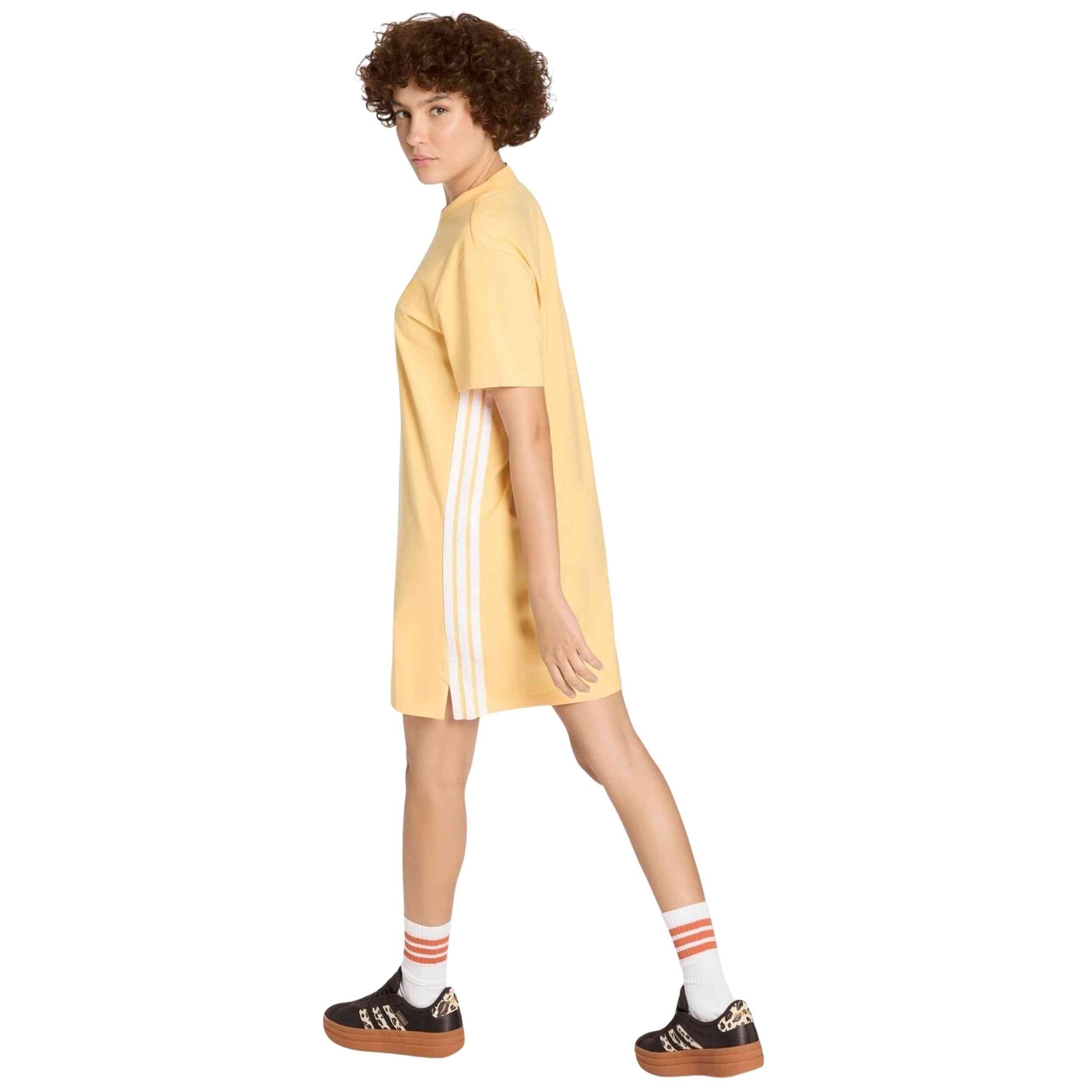 Camiseta Vestido Adidas modelo W 3S T DRE para Mujer en color Amarillo