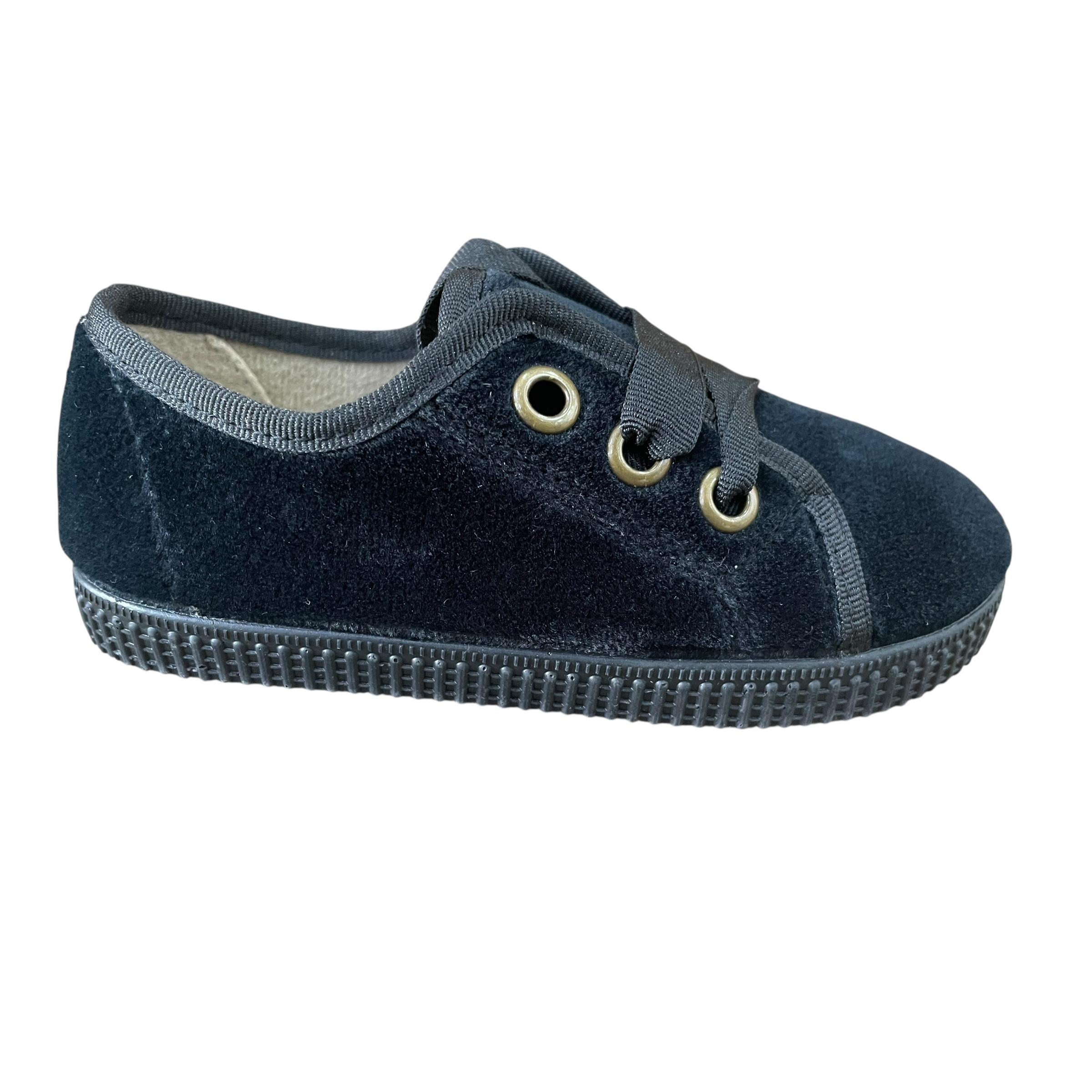 Batilas modelo Blutcher 53551 en color Negro