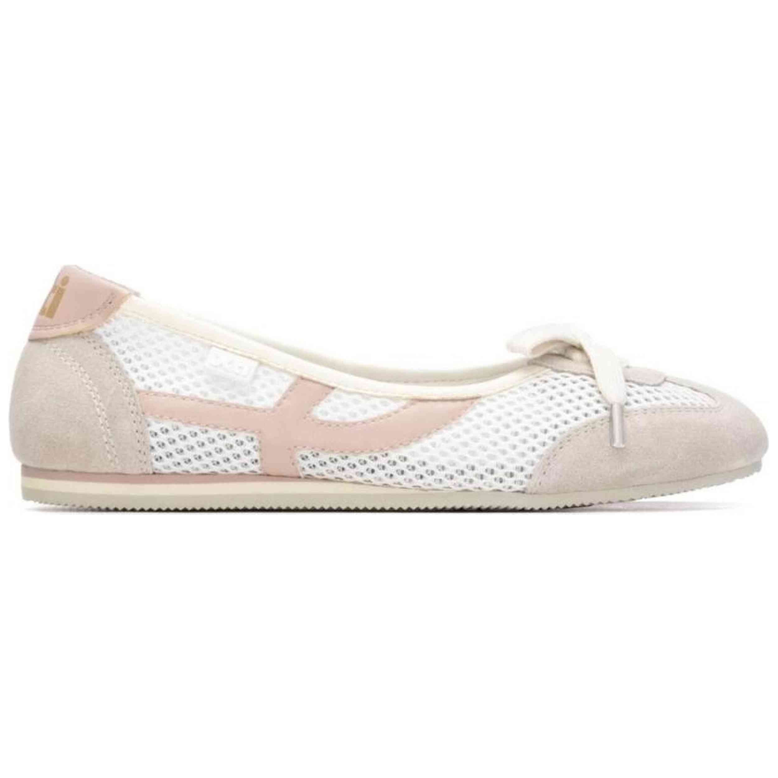 Calzado Xti modelo Zapato Sra Serr. Hielo en color Crudo