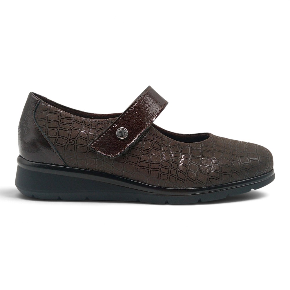 Zapatos Pitillos modelo 11513 en color Marrón