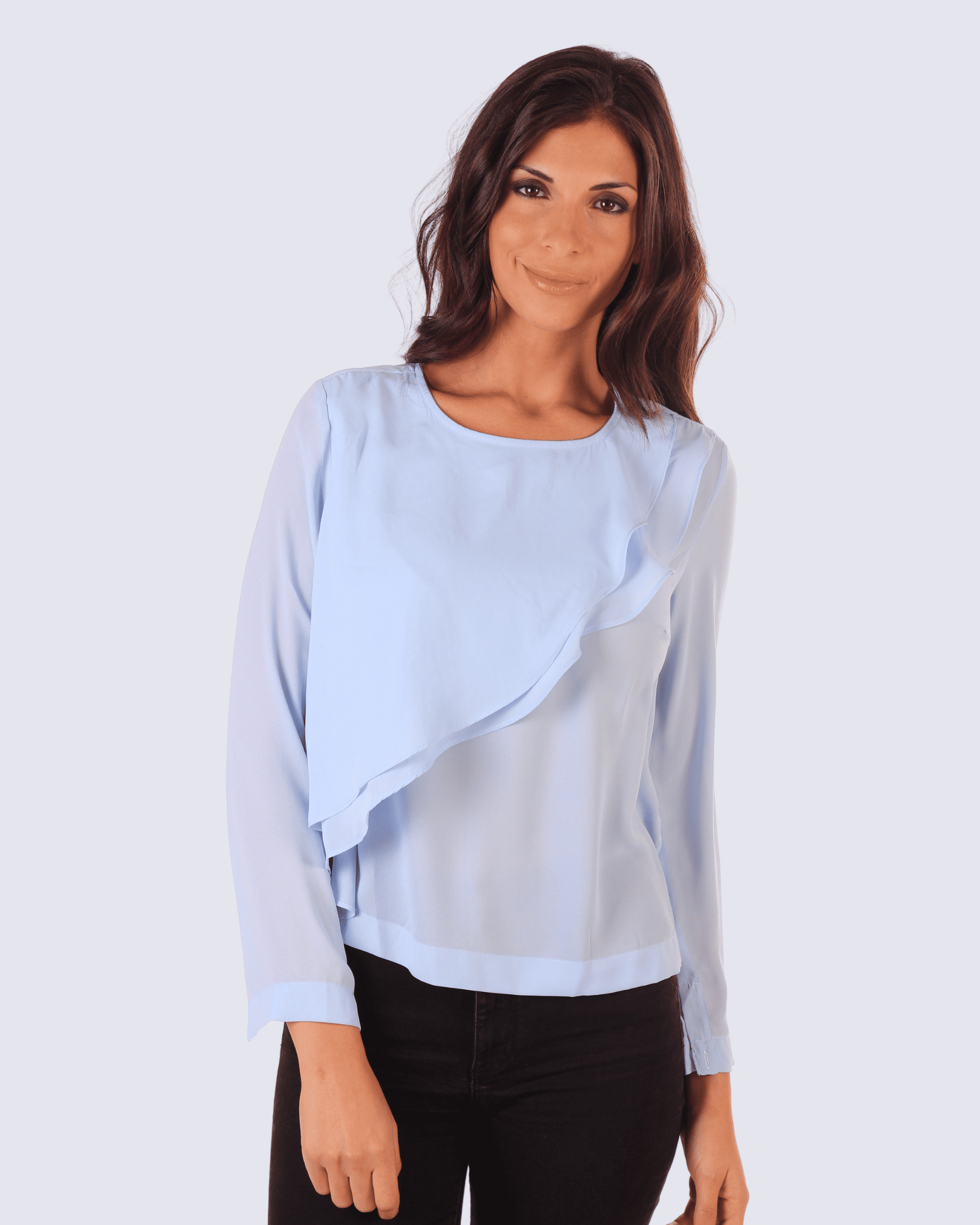 Blusa mujer elegante, top asimétrico, volado, manga larga, diseño fluido, corte recto, perfecta oficina o casual, color celeste, talla L, look sofisticado y cómodo, variedad colores vibrantes ✅Entrega 24/48h