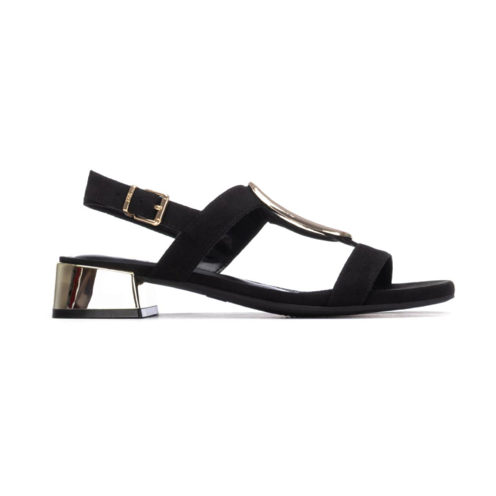 Sandalias Xti modelo 145493 en color Negro