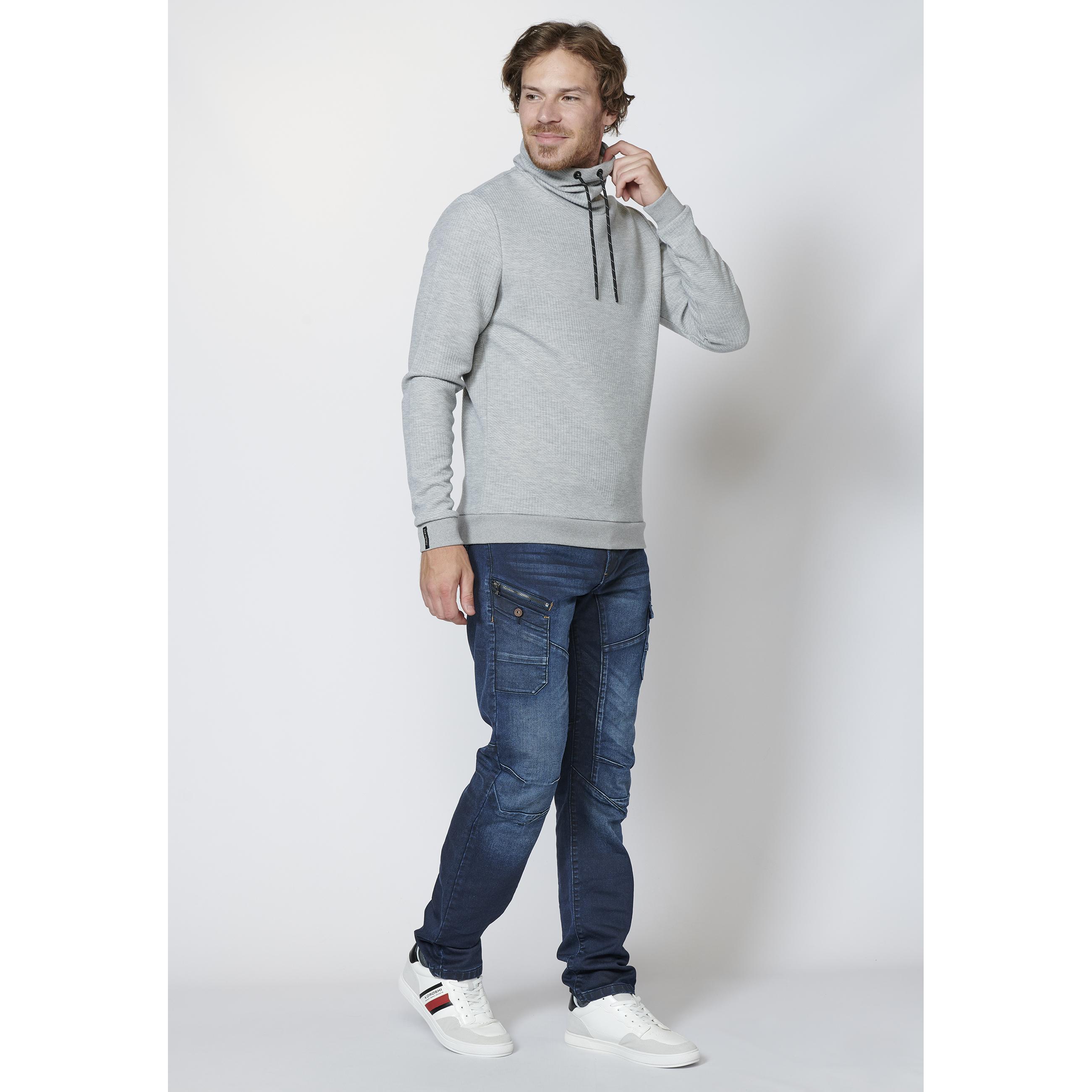 Koroshi - Sudadera cuello alto texturizada de poliéster 100 % para hombre, ajustable con cordón, modelo 2221SU10