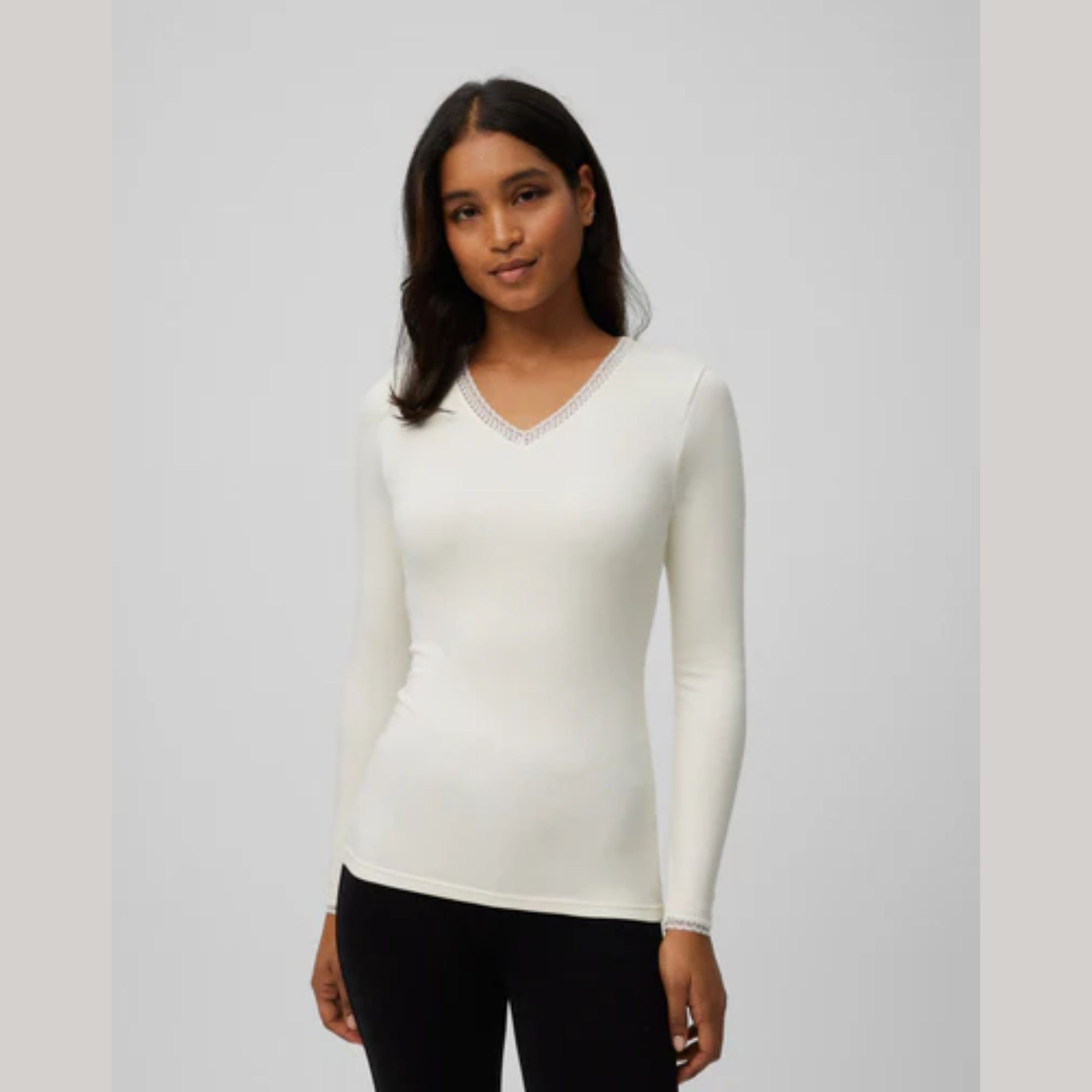Ysabel Mora - TÉRMICO Camiseta control de temperatura detalle encaje manga larga marfil