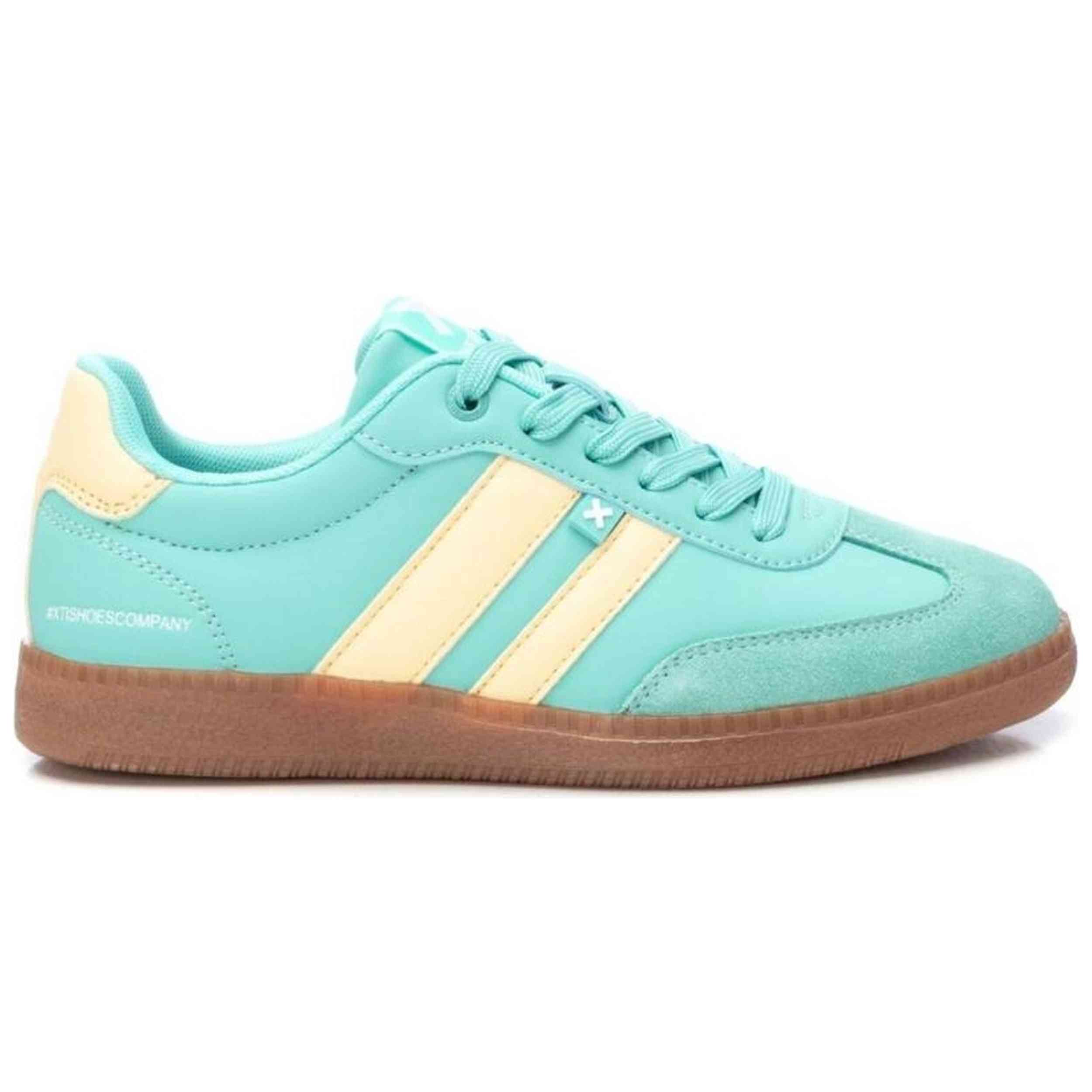 Zapatillas Xti modelo 143485-2510 para hombre y mujer en color Azul
