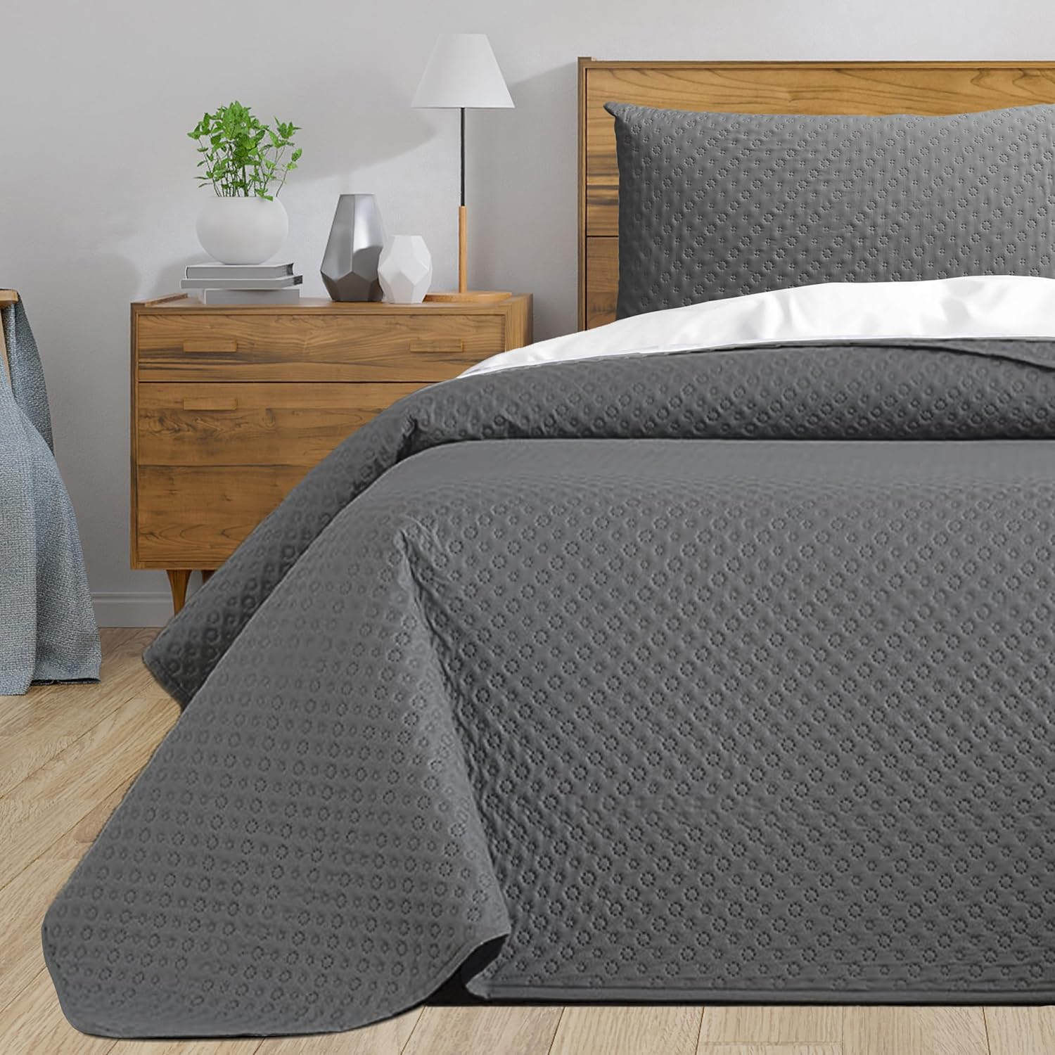 Colcha bouti liso para Verano y Entretiempo, 100% Poliester, Colcha Cubre Cama Fina, suava, con una Funda de Almohada