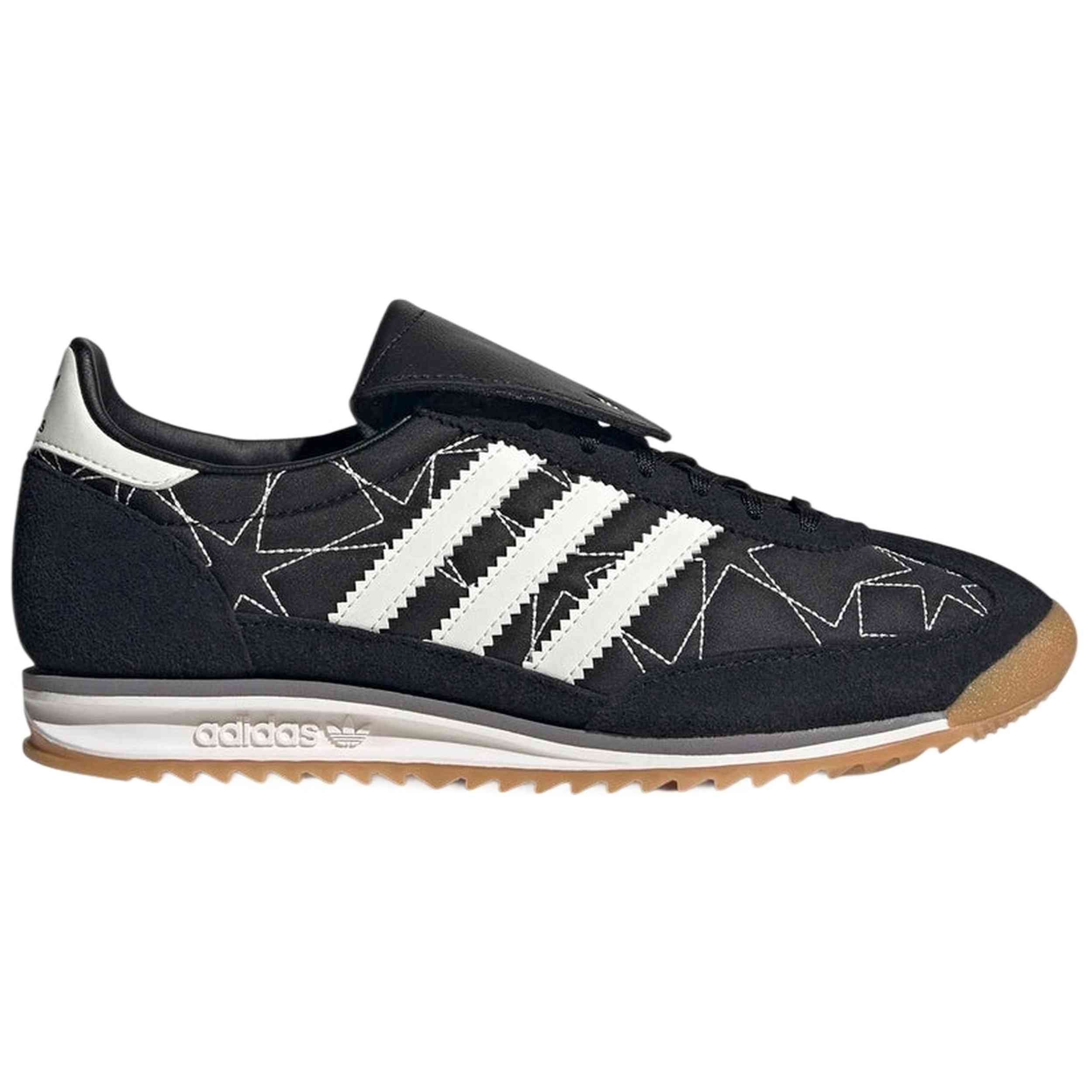 Zapatilla Adidas modelo IH9117 para Mujer en color Negro
