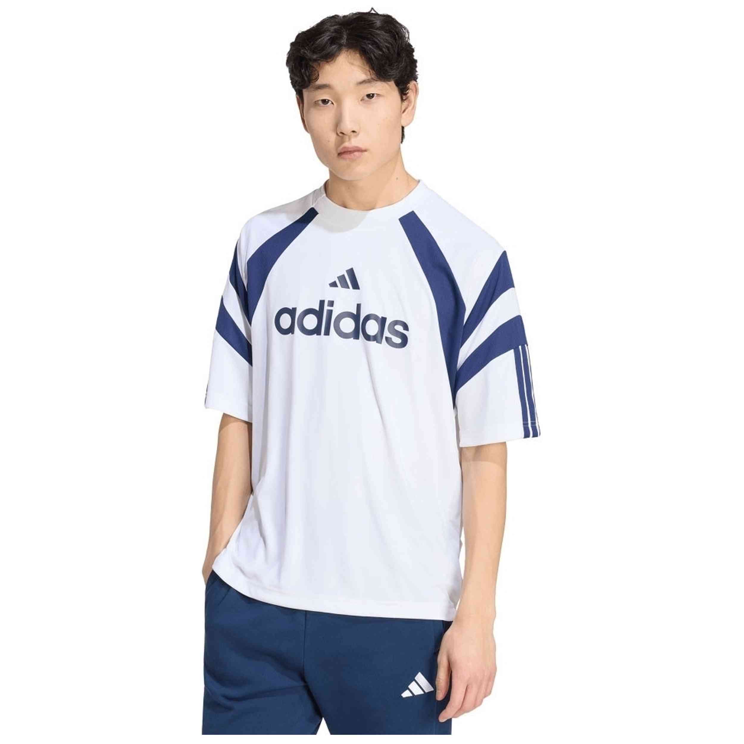 Camiseta Adidas modelo M Tiro Jrsy