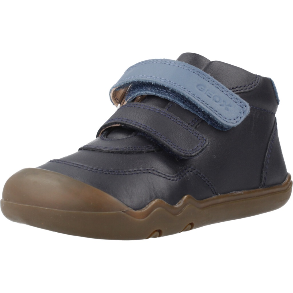 Zapatillas Niño Marca Geox Modelo B Steppieup Boy