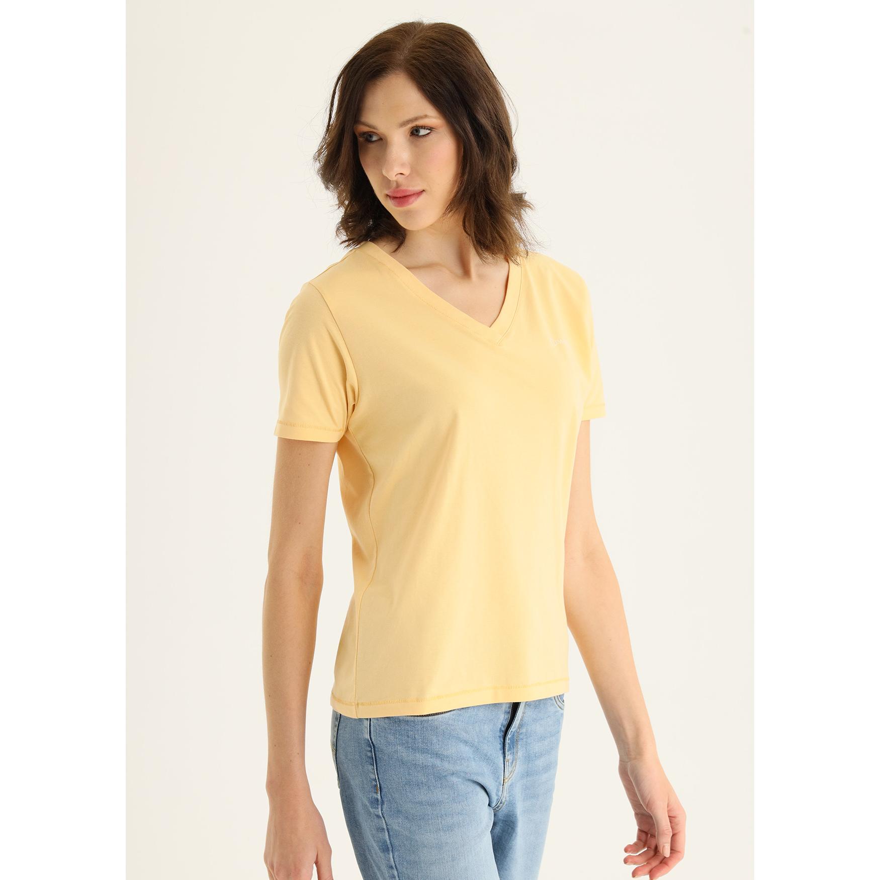 Camiseta de manga corta Cimarron modelo Kloe para mujer · estilo casual