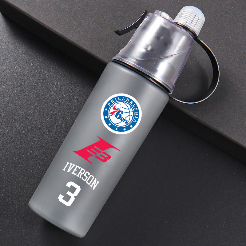 Botella Deportiva con Boquilla de Spray - Cantimplora Antigolpes de Gran Capacidad para Exteriores (Verano/Material Plástico)--600ml