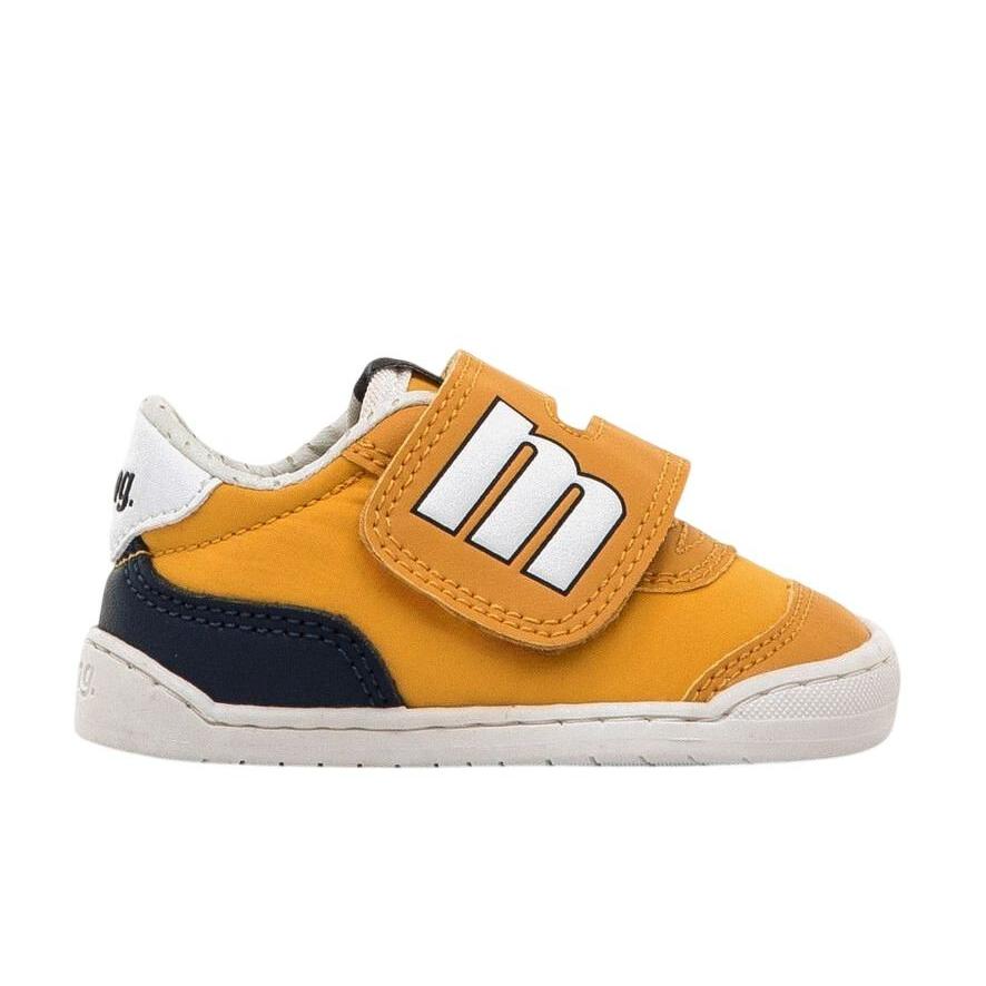 Zapatillas niño Mustang free barefoot color losfo mustard action pu white mostaza blanc0 y azul marino calzado respetuoso de Mustang con cierre de doble tira adherente deportivos casual muy comodos y muy flexibles by Mustang Free