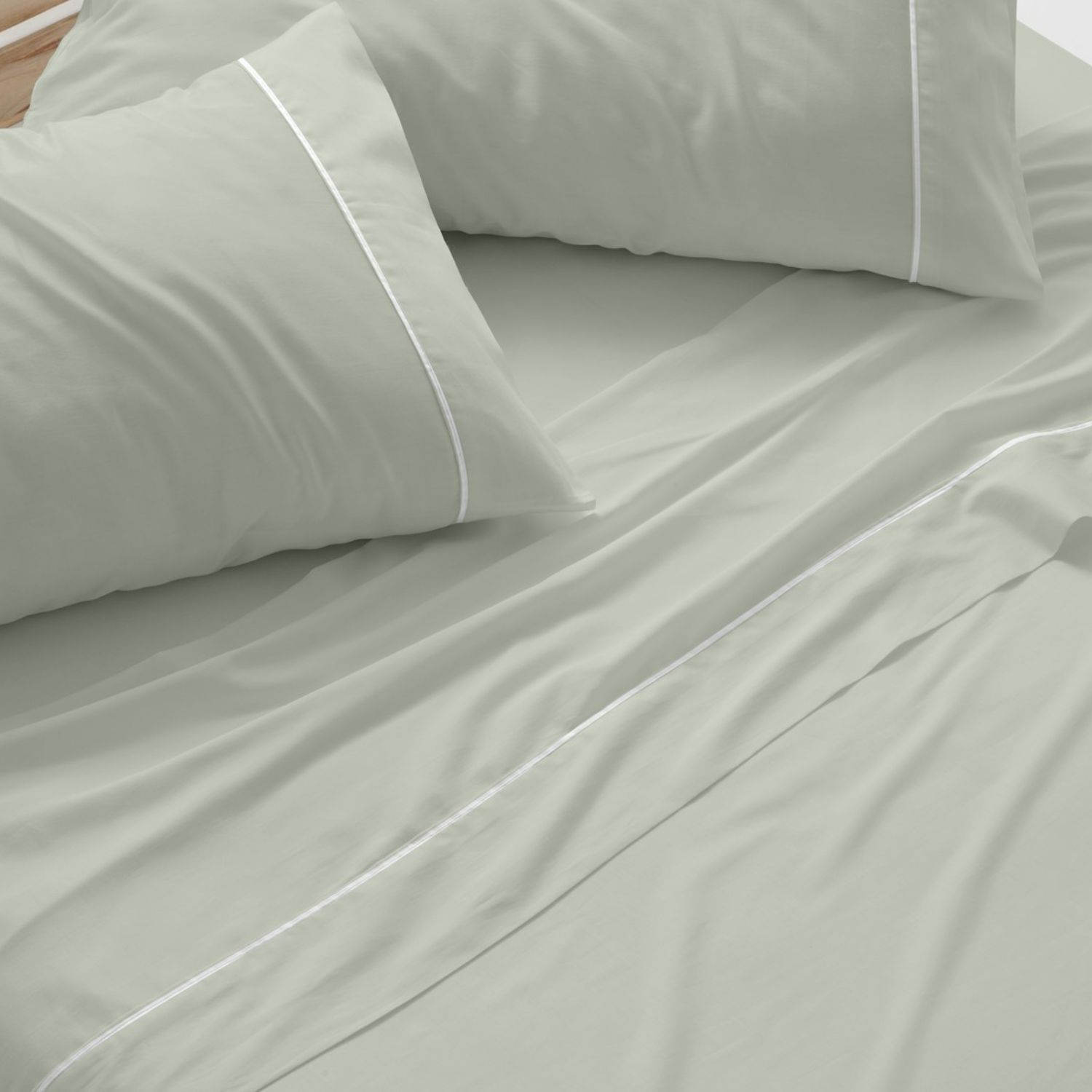 Juegos de sábanas Diseño 241.BURRITO BLANCO. Incluye sábana encimera, bajera y 1/2 fundas de almohadas.Juego de sábanas liso.Disponible en color  azul, blanco, gris y beige. 50% Algodón - 50% Poliéster. Tamaños 80, 90, 105, 120, 135, 150, 160 y 180cm
