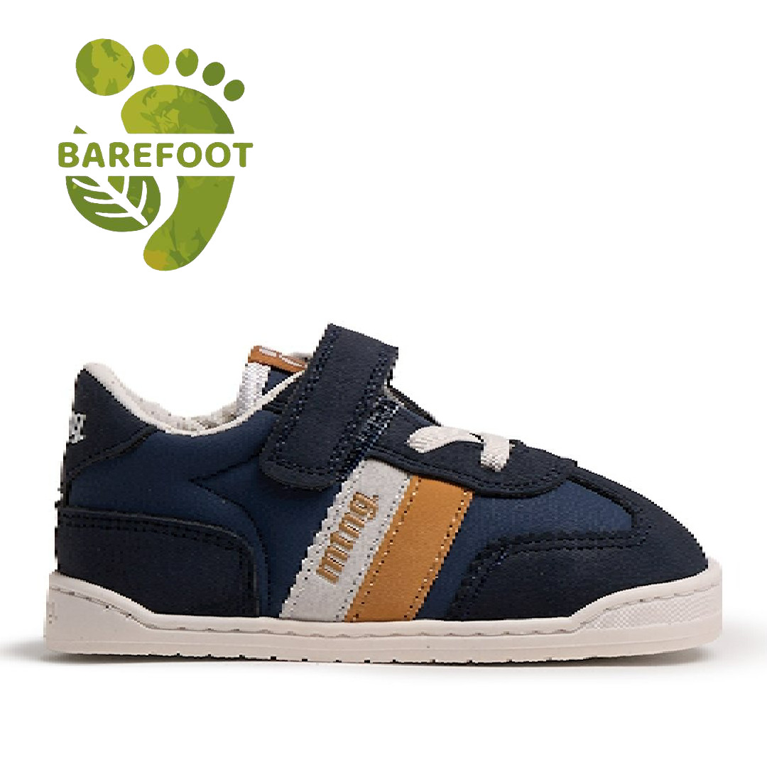 Zapatillas Mustang barefoot Free de niño azul marino con detalles beige y camel