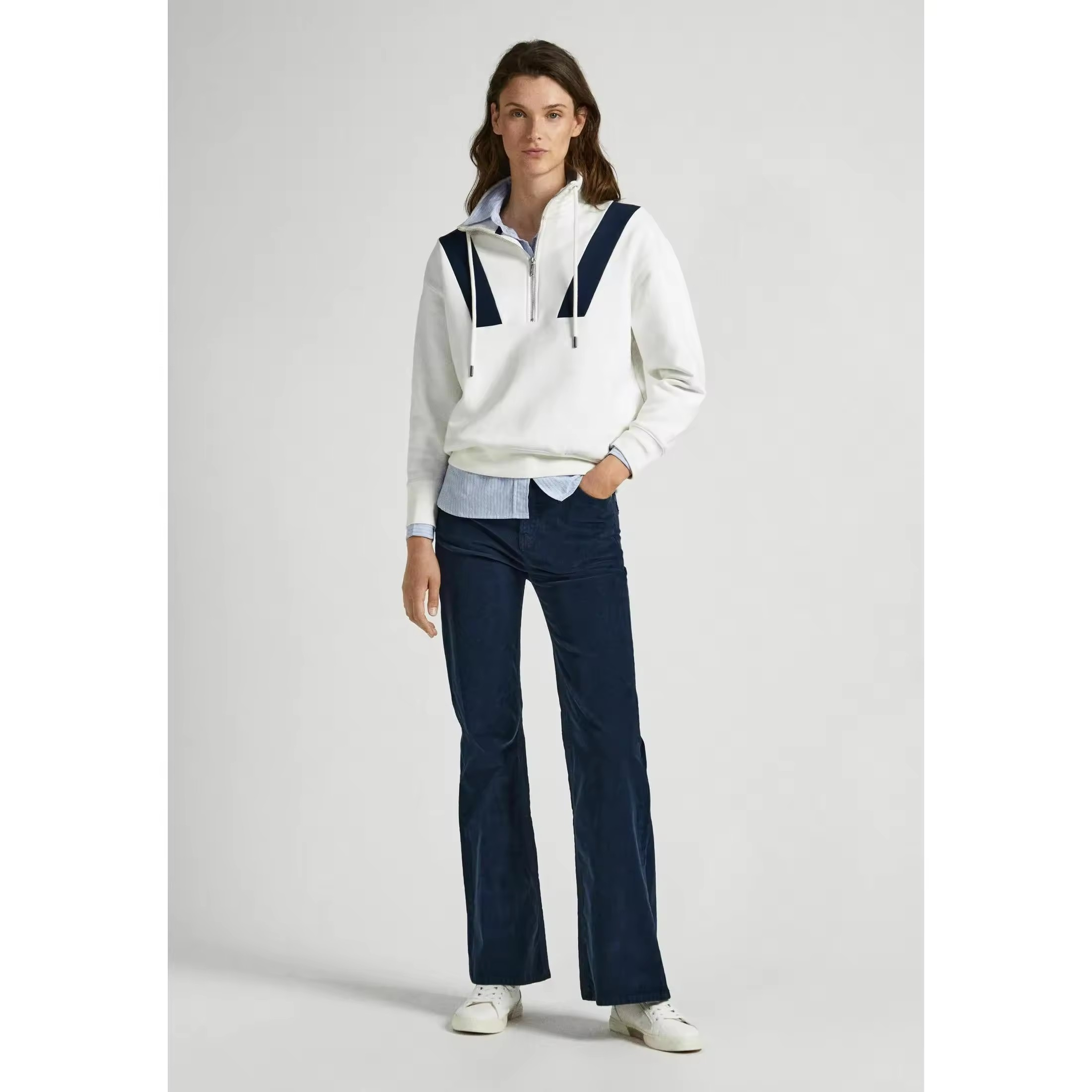 Pepe Jeans WILLA Pantalones de pana - Pantalón de pana para mujer color azul marino