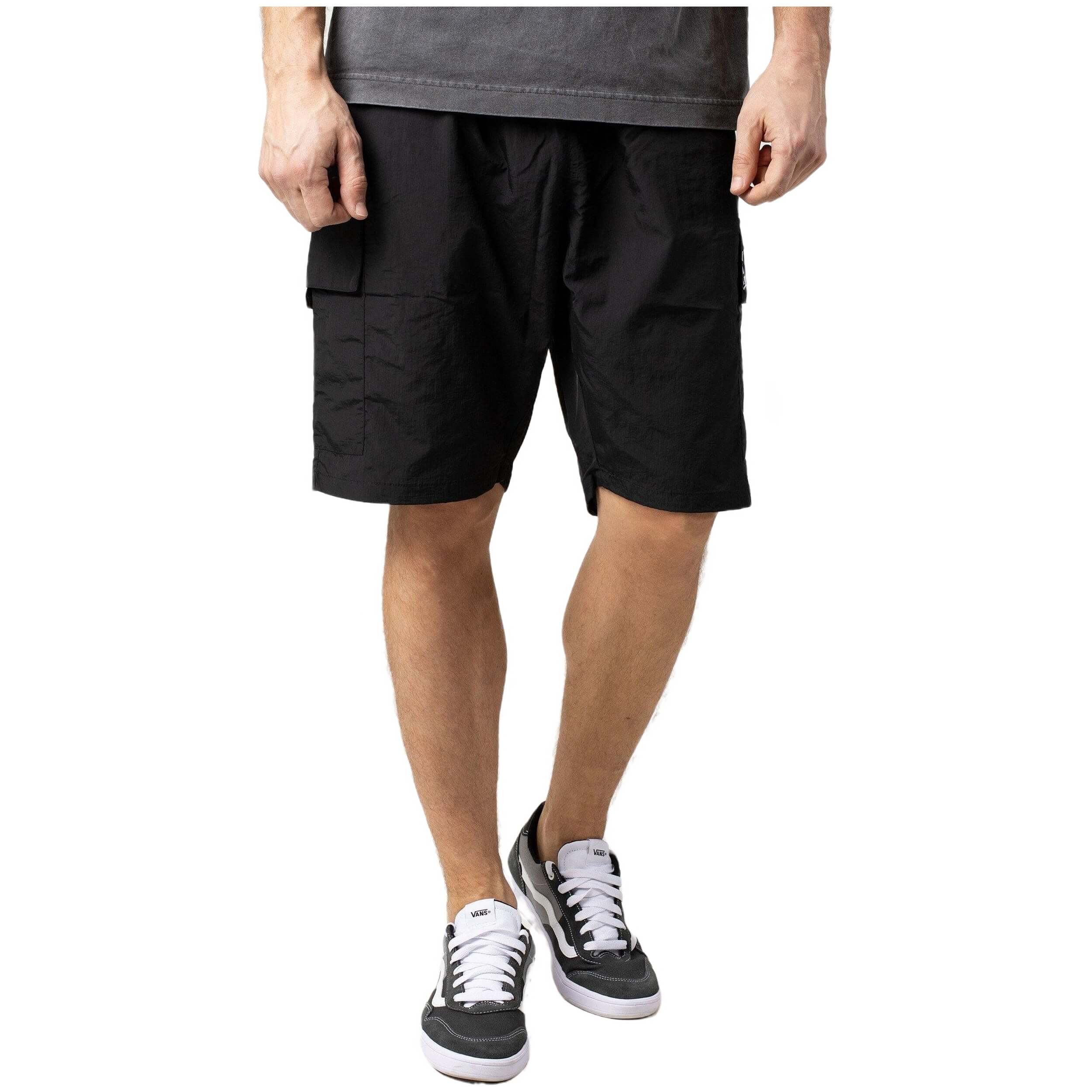 Pantalon Corto Ellesse modelo SHV20031-079 para Hombre en color Negro