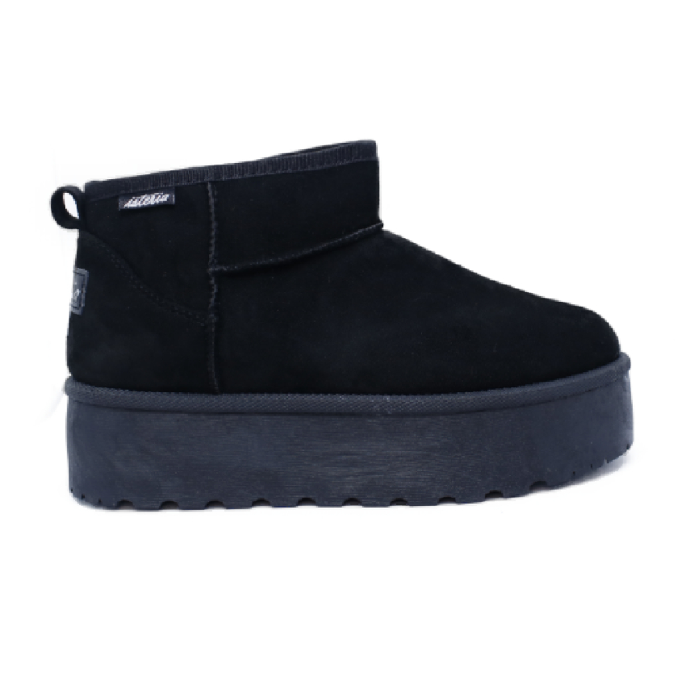 Shoes Botas-Botines marca Isteria para mujer en color negro