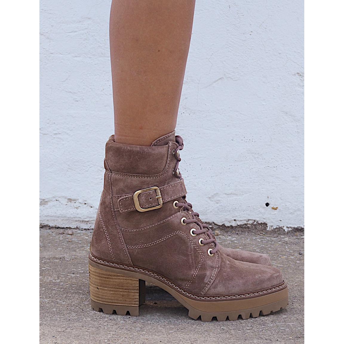 Botines para mujer fabricados en España Alpe Tacón Track Cordones 24351195 Bryce