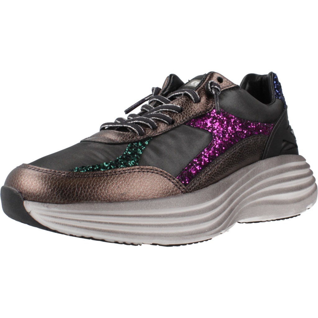 Zapatillas deportivas de Mujer Marca Cetti Modelo C1347sra