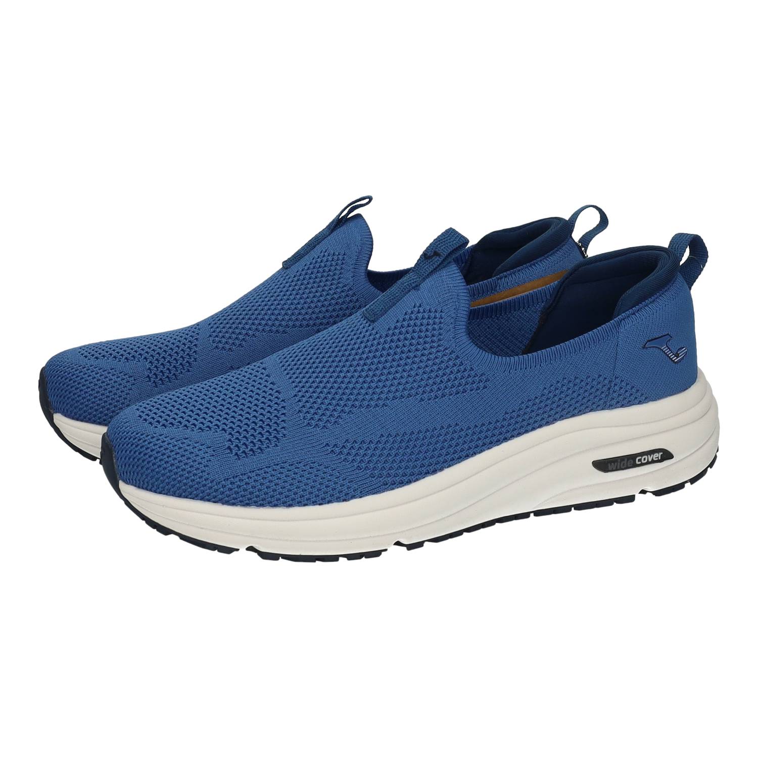 Deportivos marca JOMA para hombre en color royal. Zapatillas Joma hombre royal con plantilla memory foam y diseño Wide Cover sin cordones