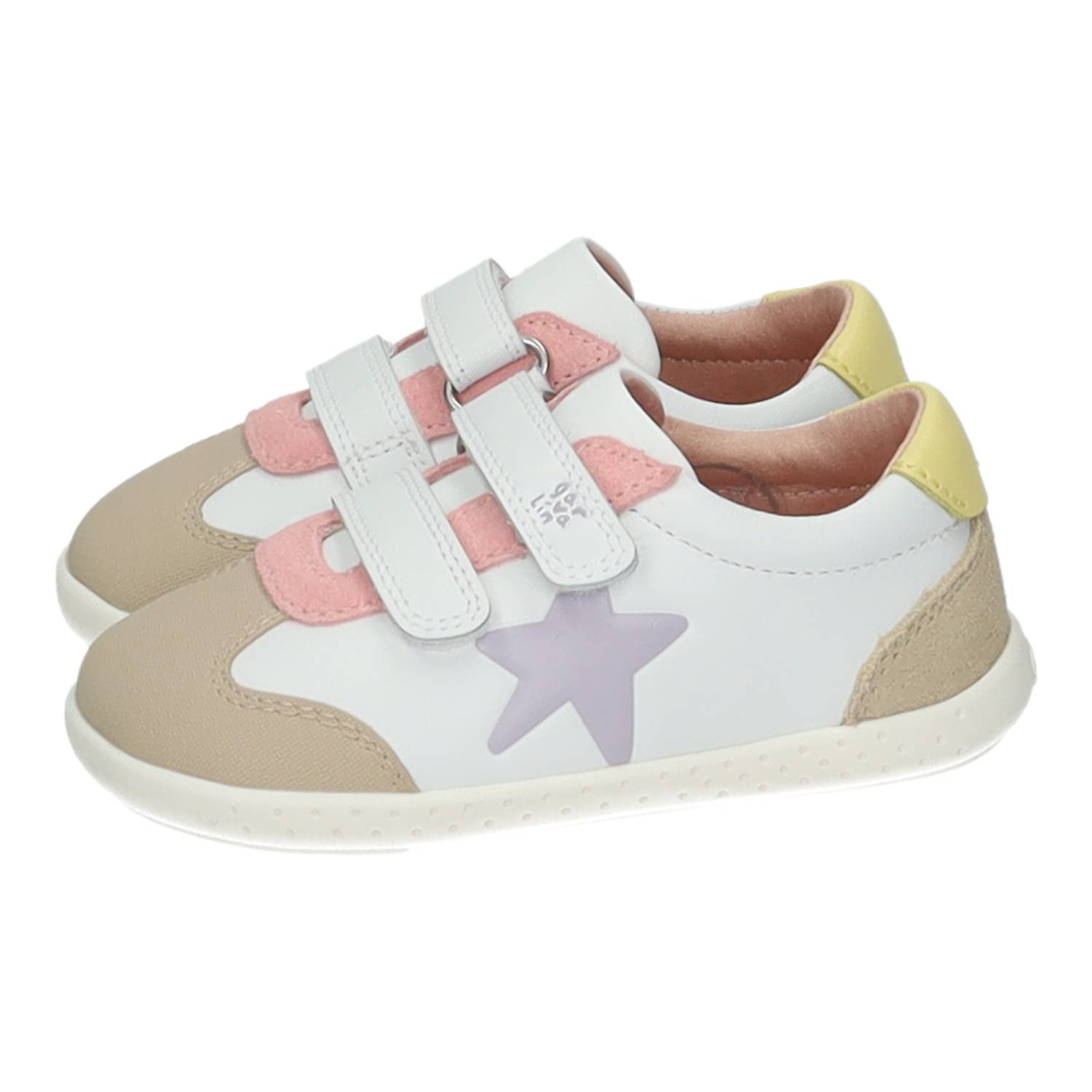 Deportivos marca GARVALÍN para niña en color blanco. Calzado barefoot  con doble cierre adhesivo textil y certificación Podologic