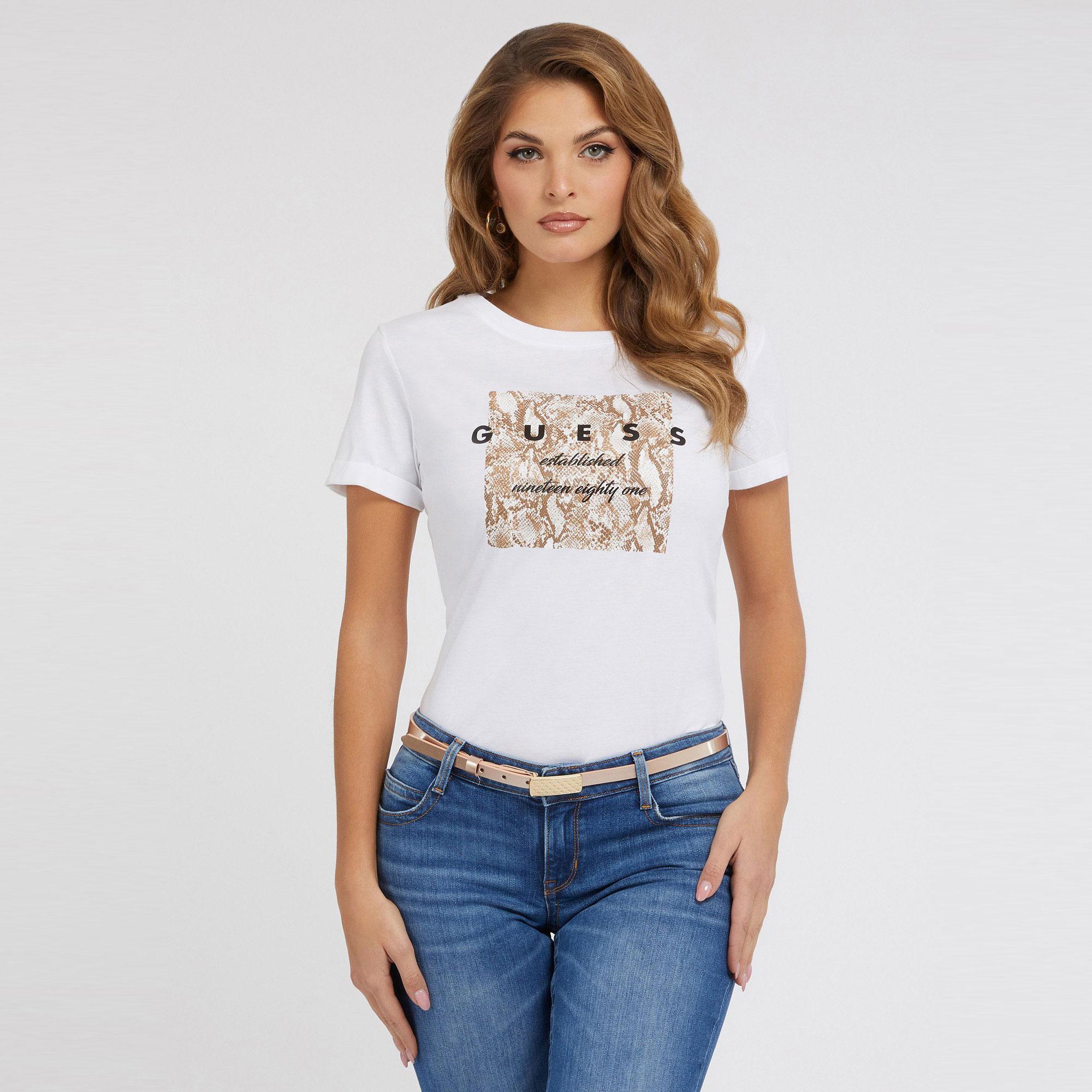 Guess..  Camiseta Blanca W3YI24-G011 , para Mujer