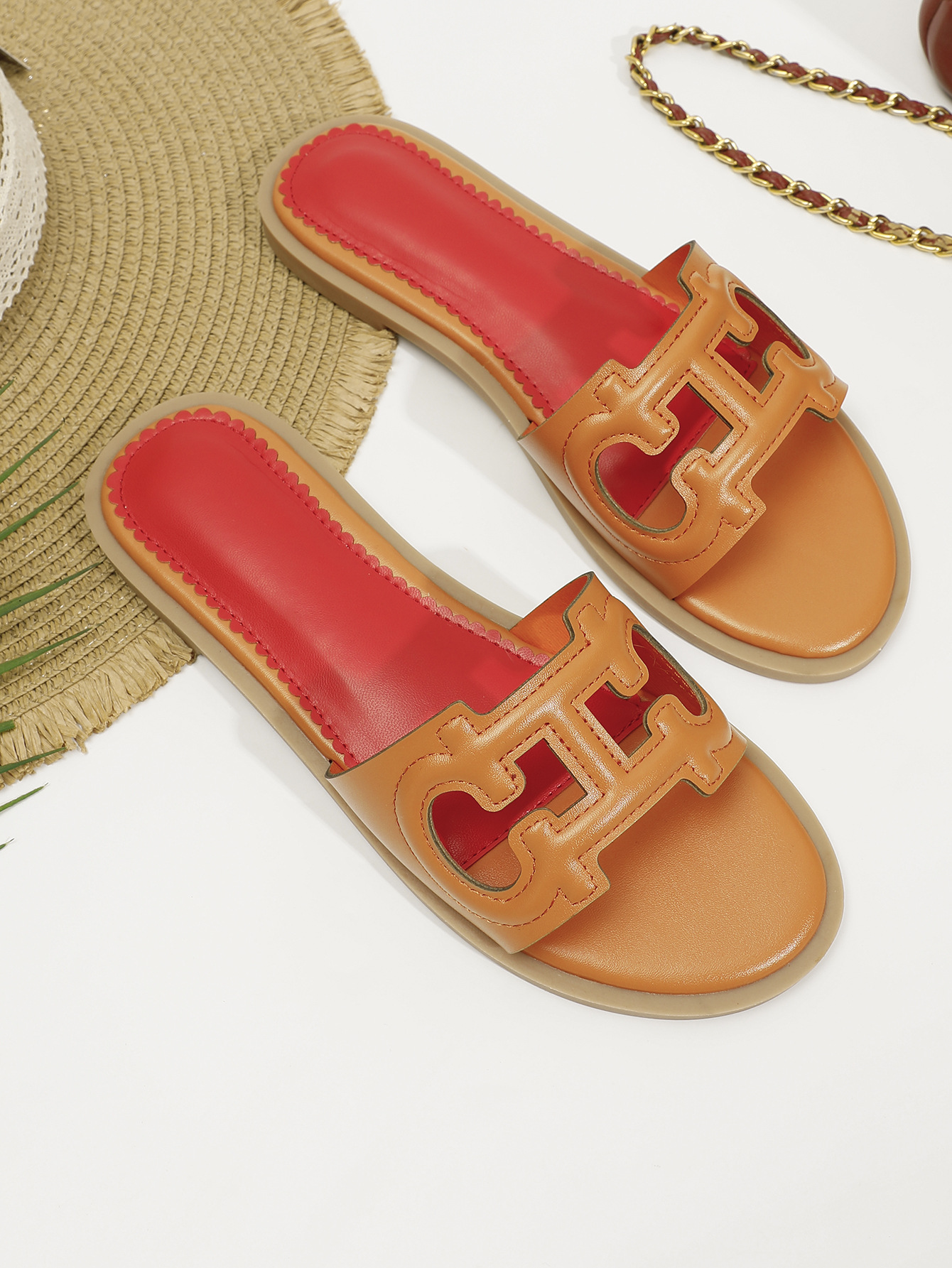 TK Sandalias planas de una sola línea para mujer, zapatos de viaje de verano de alta gama, ligeras y de lujo, a la moda, para playa, 2025