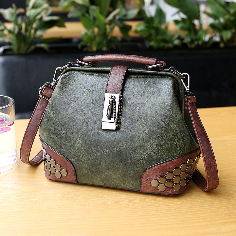 Mochila retro con tachuelas para mujer, bolso bandolera, bolso de hombro
