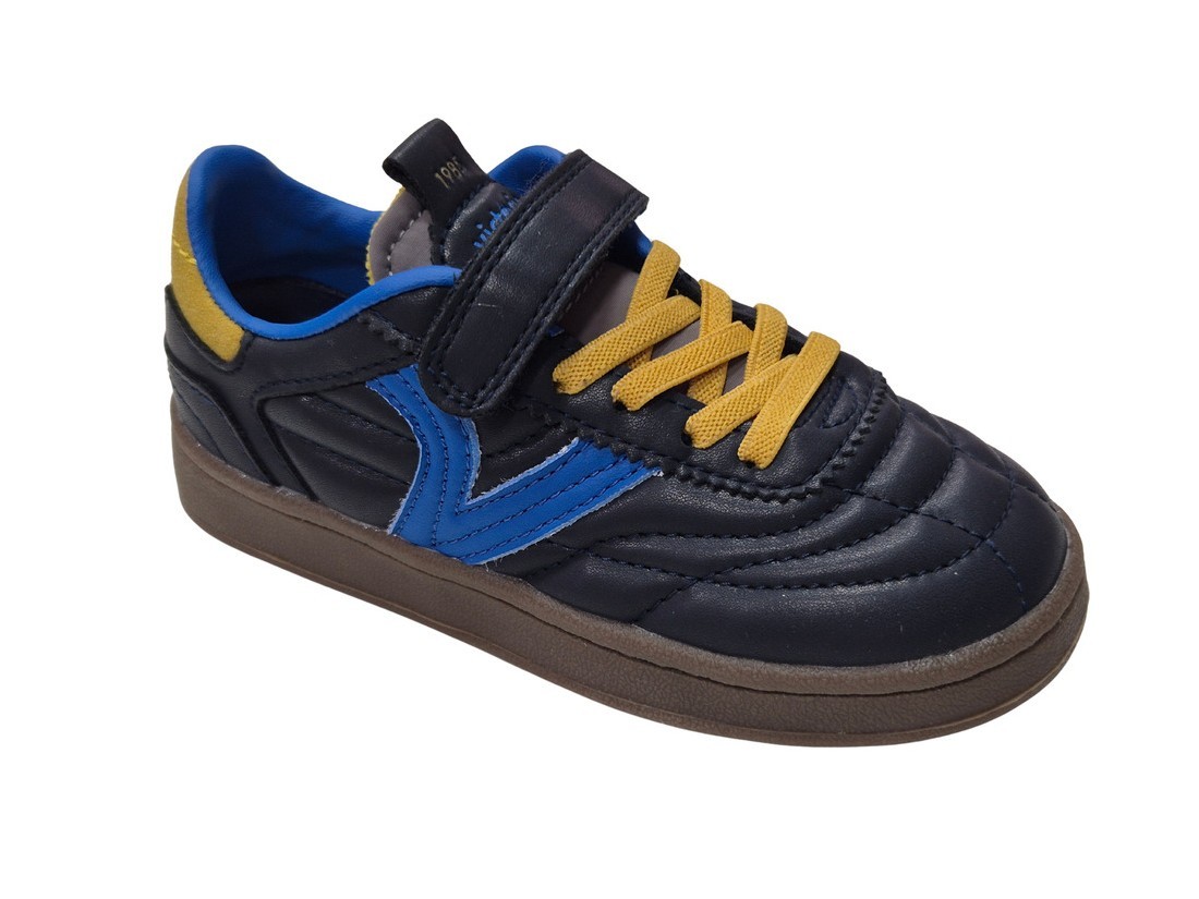 Zapatillas Casual Con Velcro Y Elasticos  Para Niñas, Marca Victoria, En Color Marino O Plata. Victoria