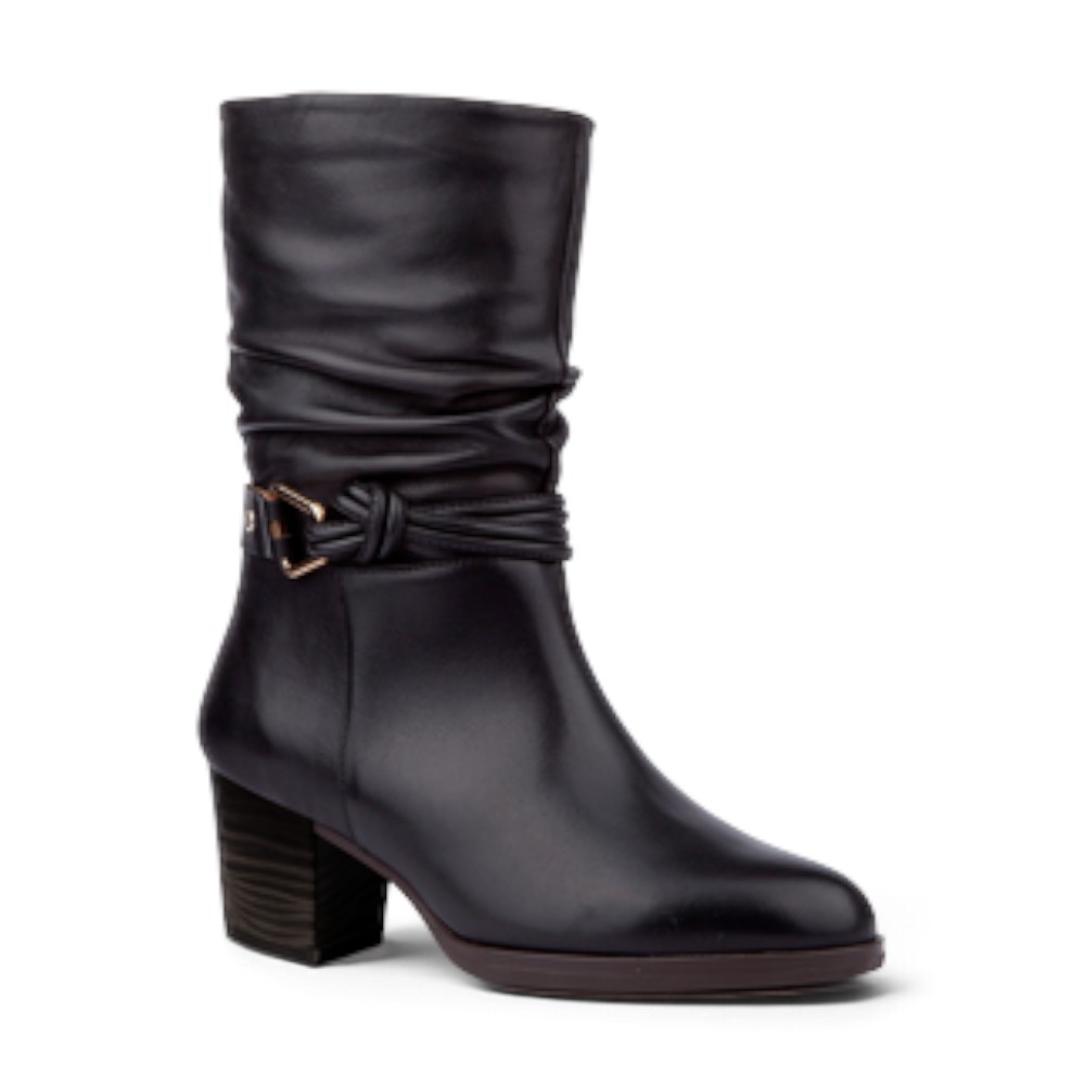 Botas Pikolinos modelo W0E-9787 en color Negro